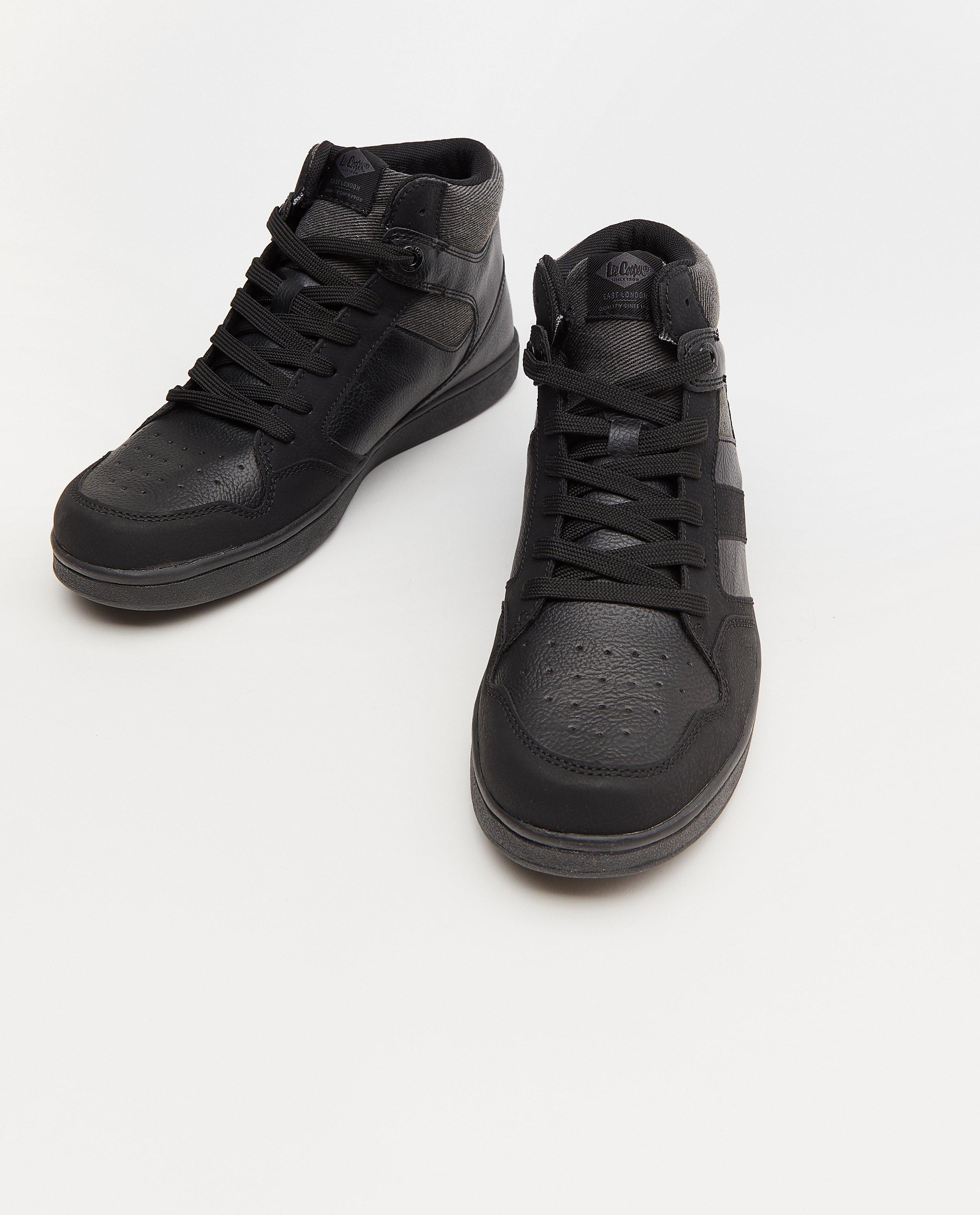 Schoenen - Zwarte sneakers Lee Cooper, maat 40-45