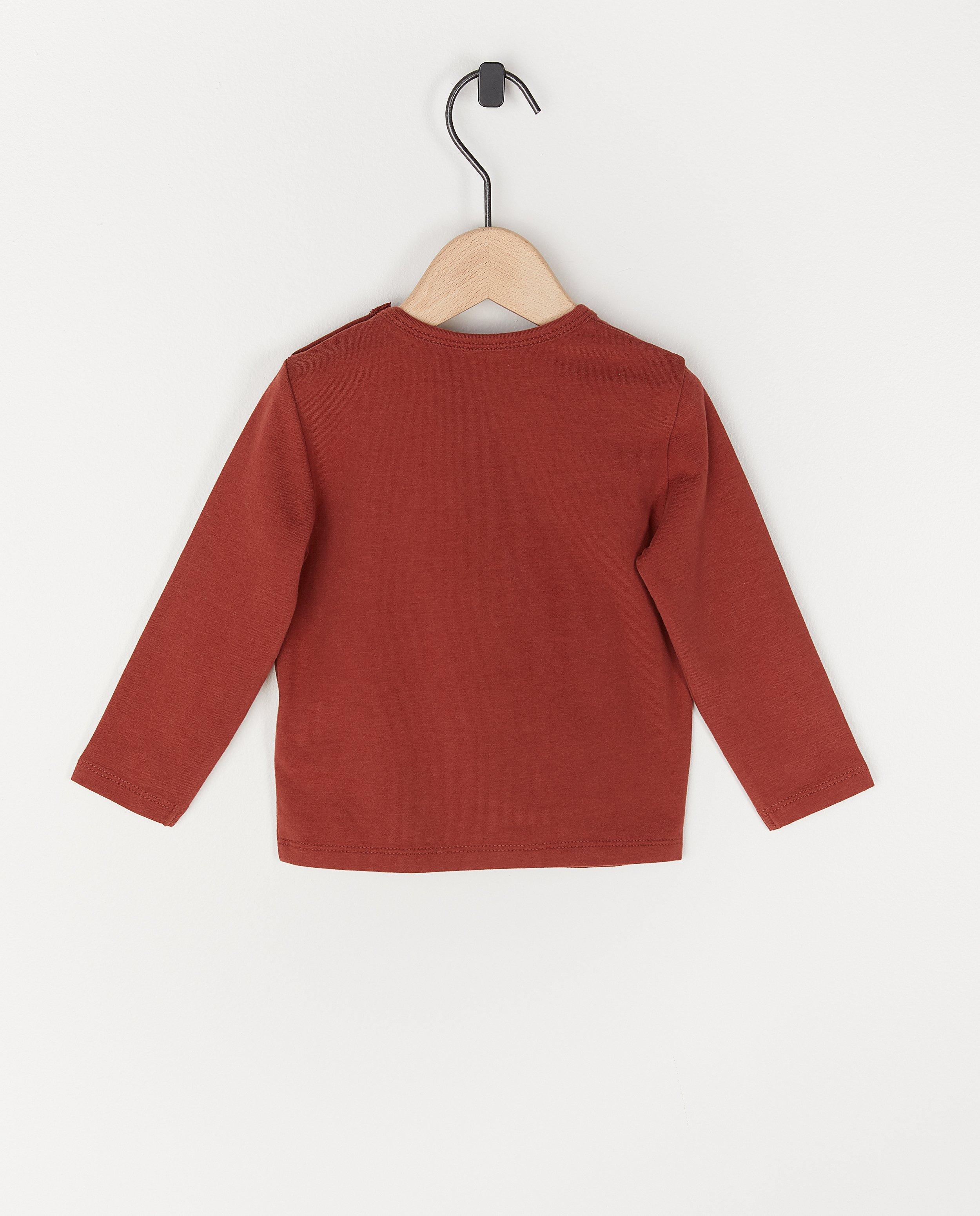 T-shirts - 