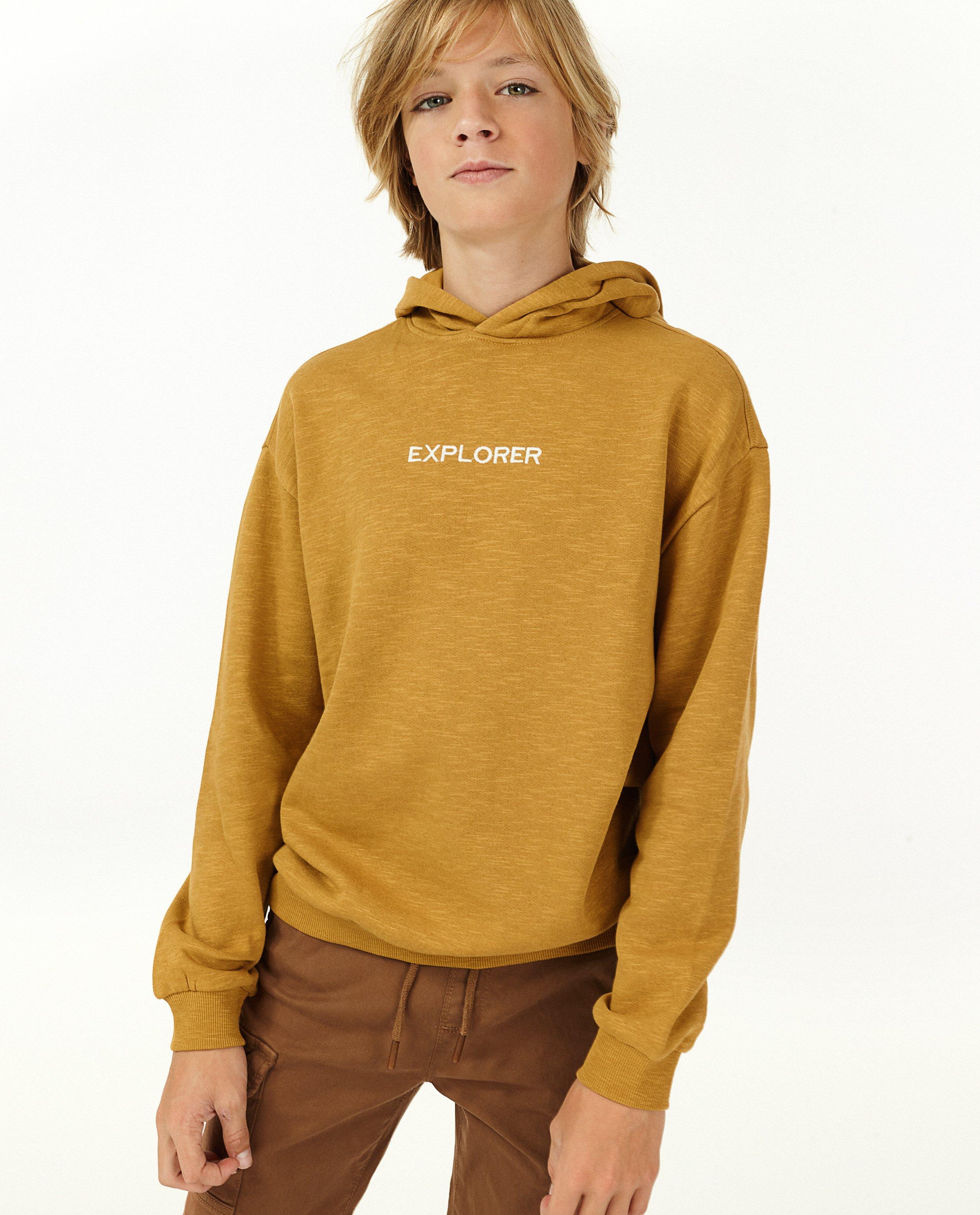 T-shirts - Beige hoodie met opschrift BESTies