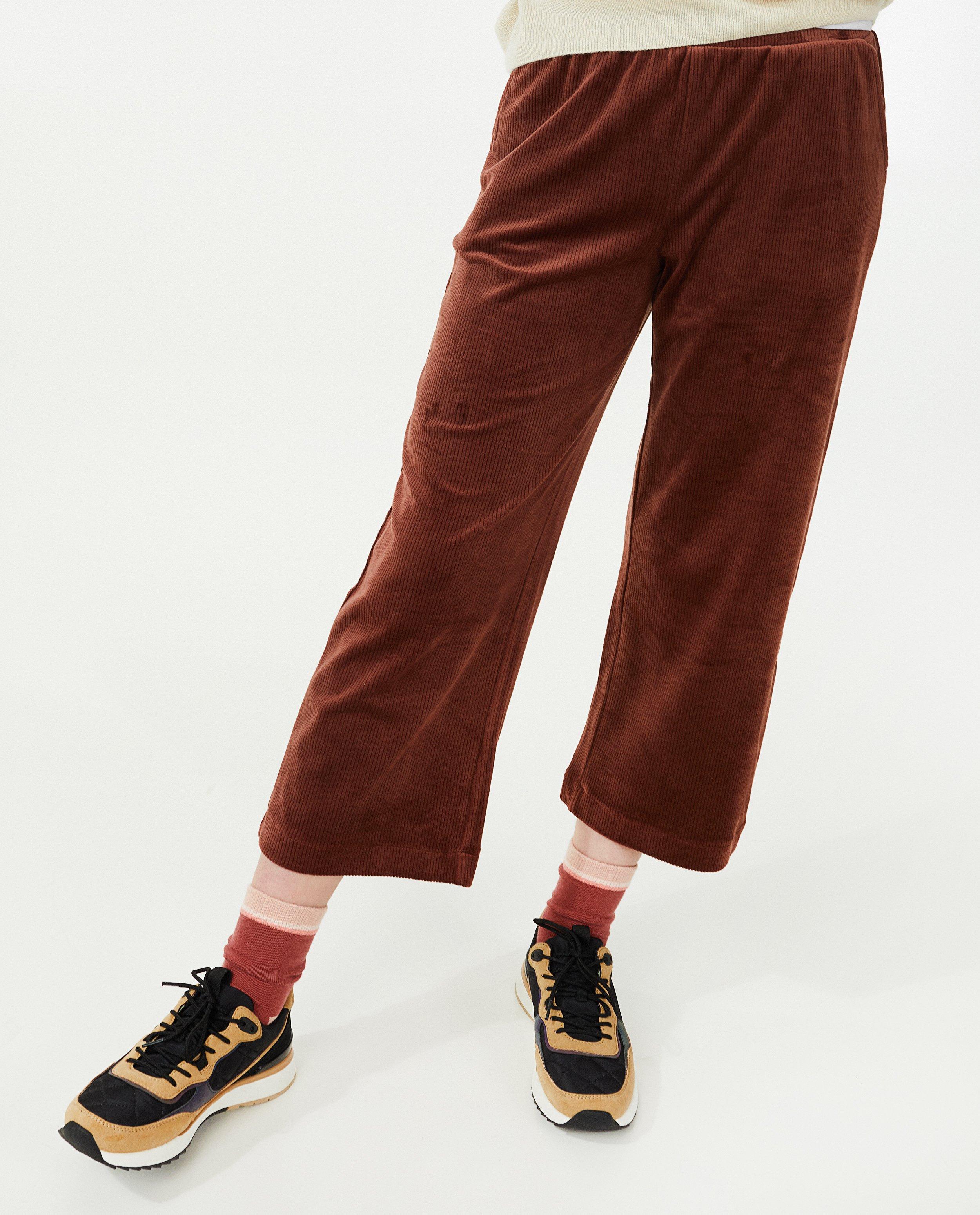 Pantalons - Pantalon rose en velours côtelé BESTies