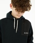 Sweaters - Zwarte hoodie met buidelzak
