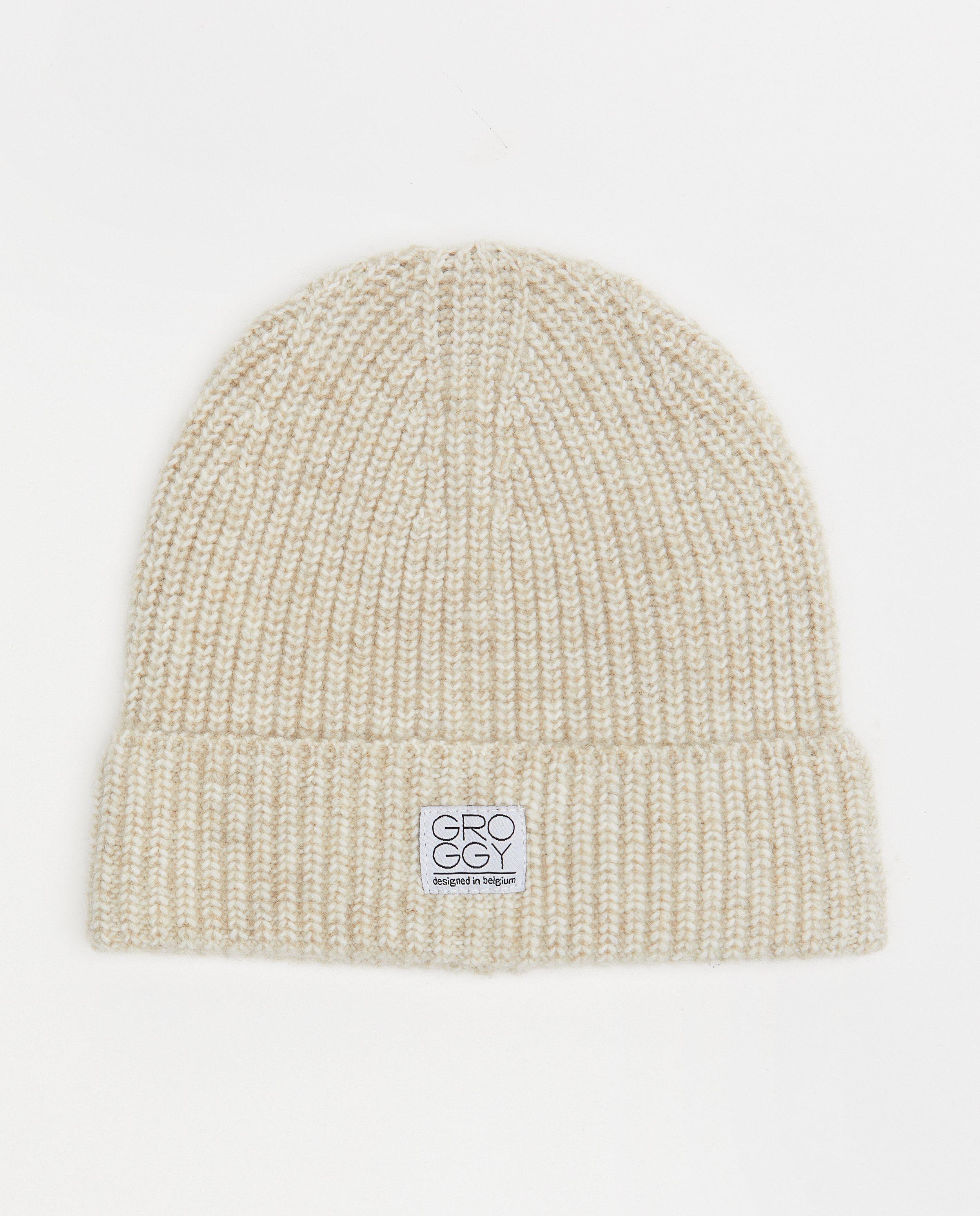 Biokatoenen muts in beige - van fijne brei - Groggy