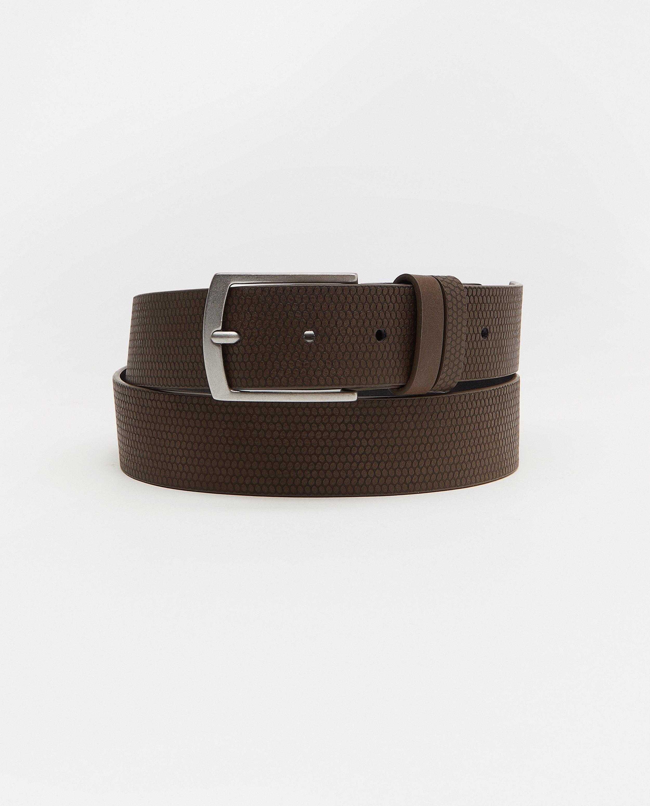 Ceinture brune à relief - sur toute la surface - JBC