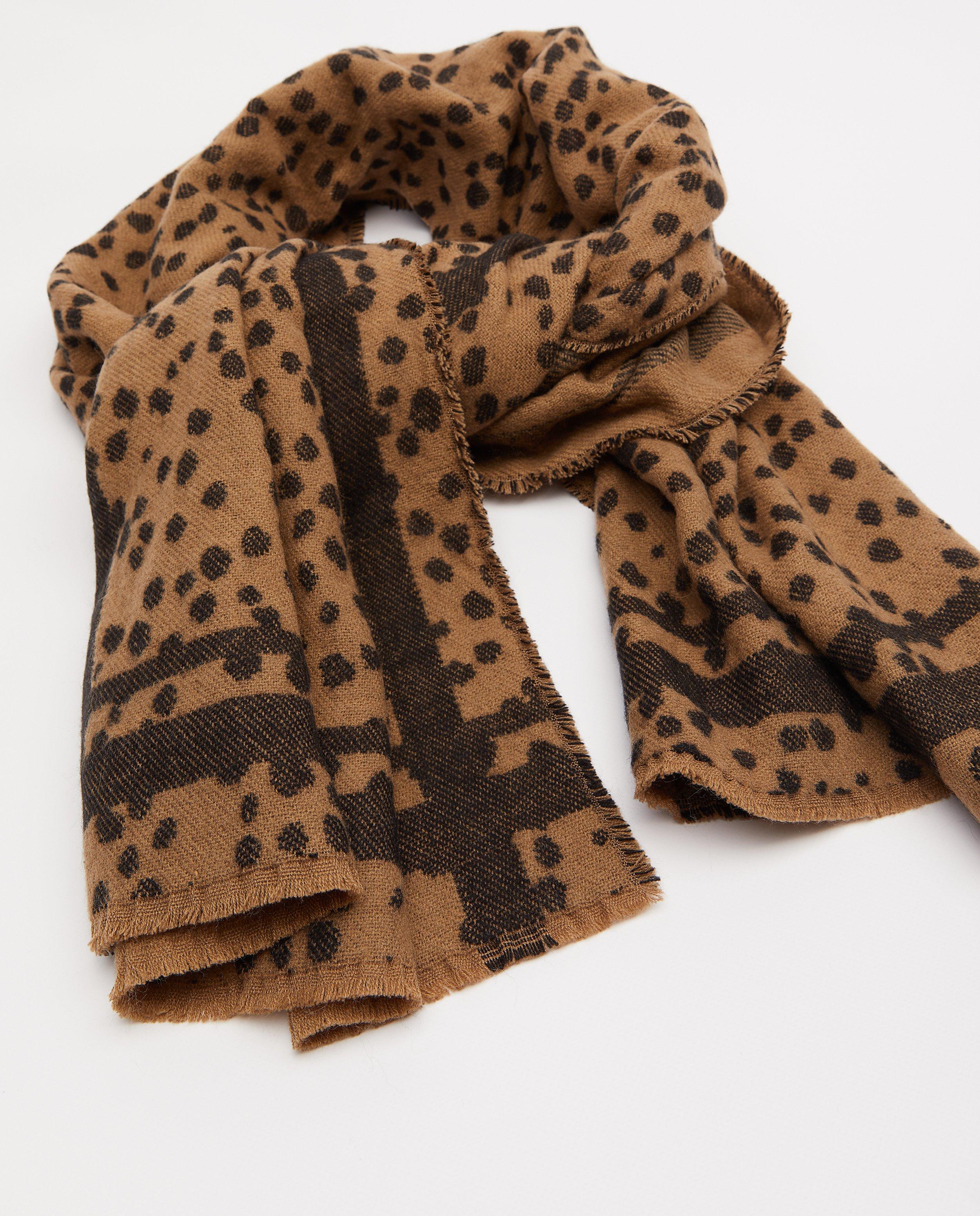 Breigoed - Bruine sjaal met print Pieces