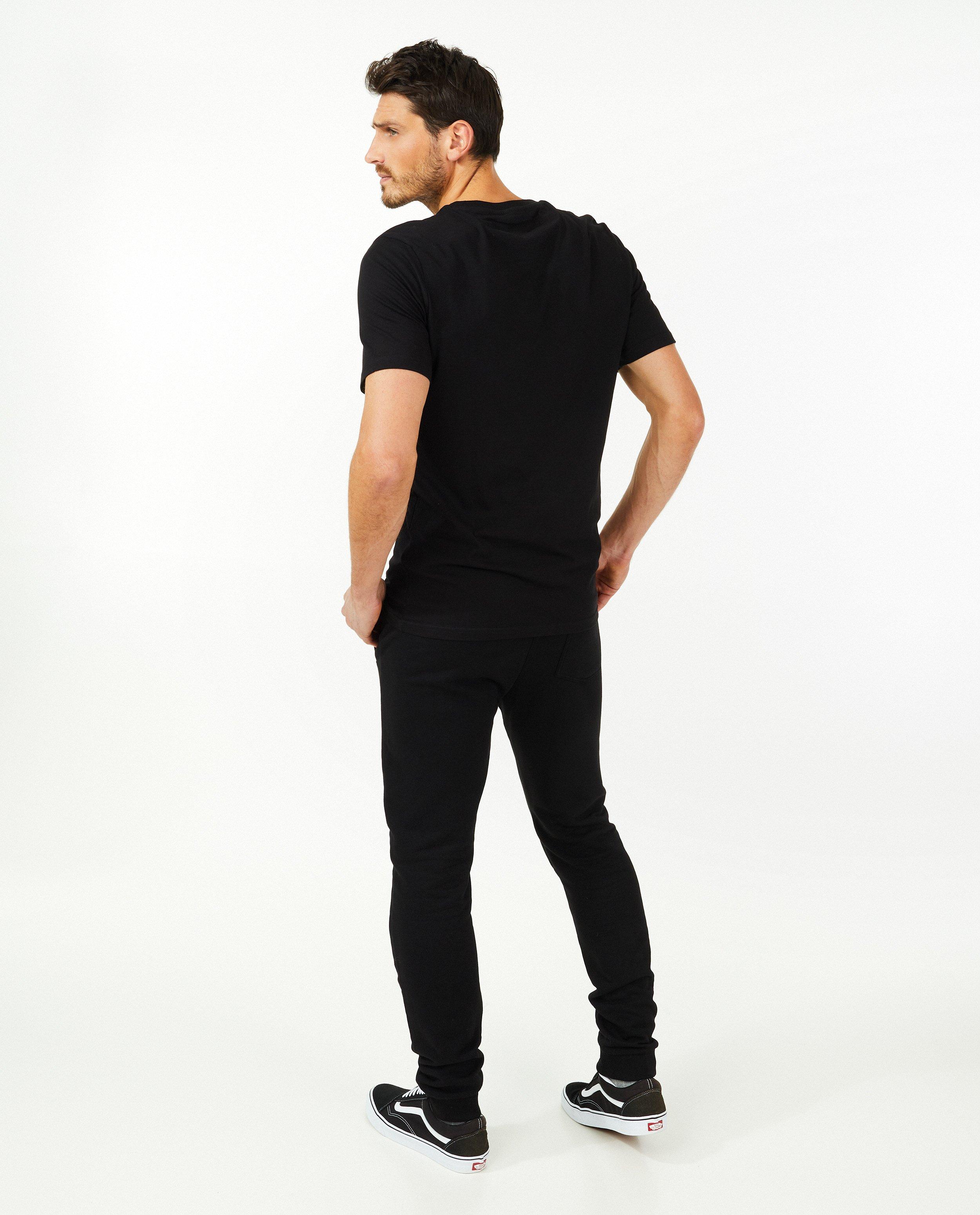 T-shirts - Zwart T-shirt met logo Fila