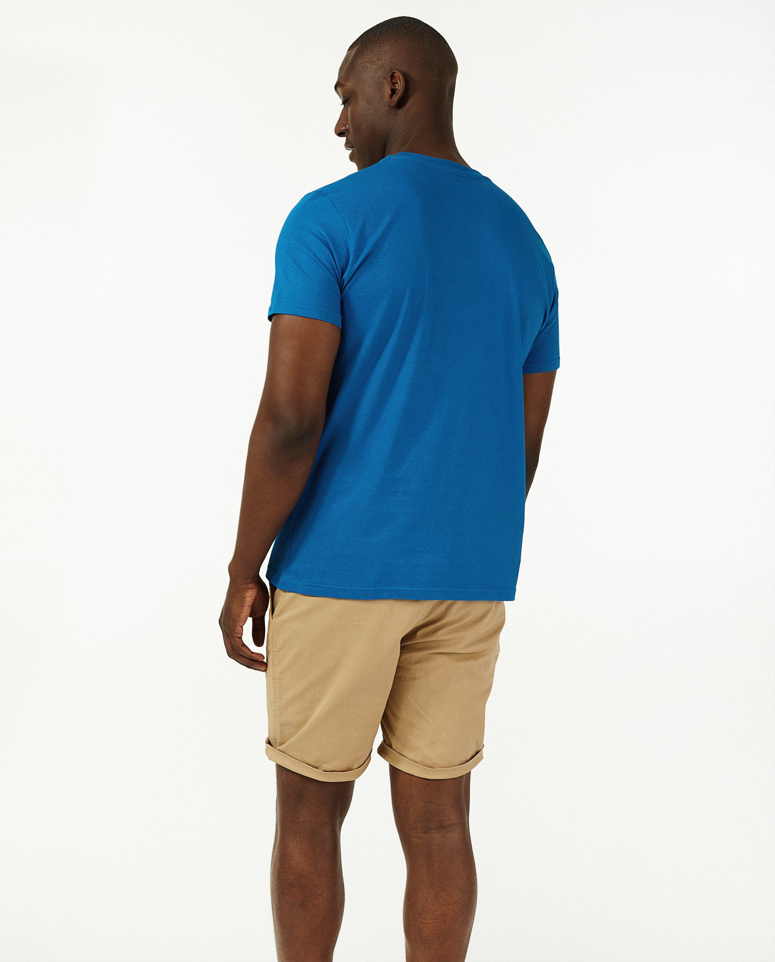 T-shirts - 