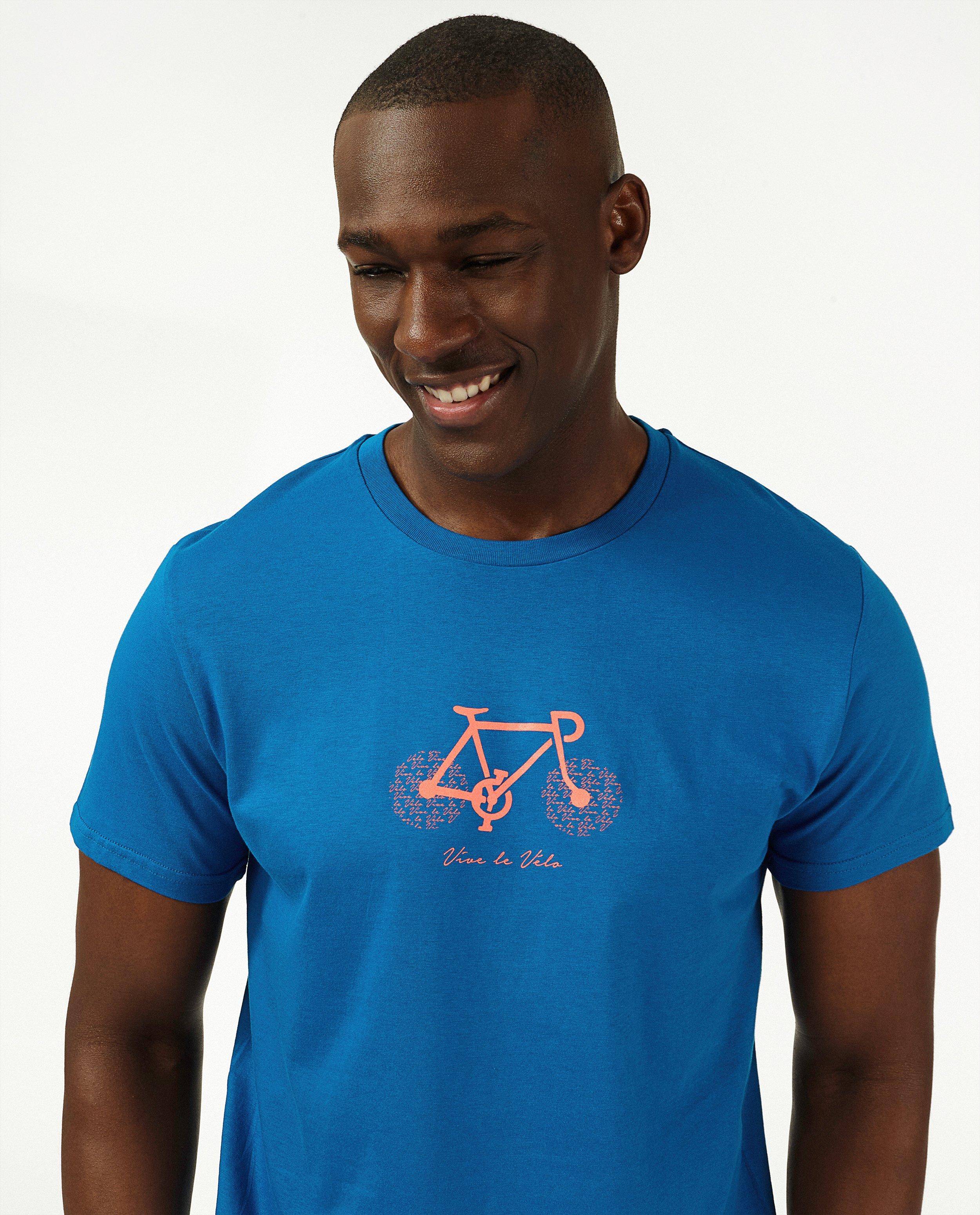 T-shirts - 