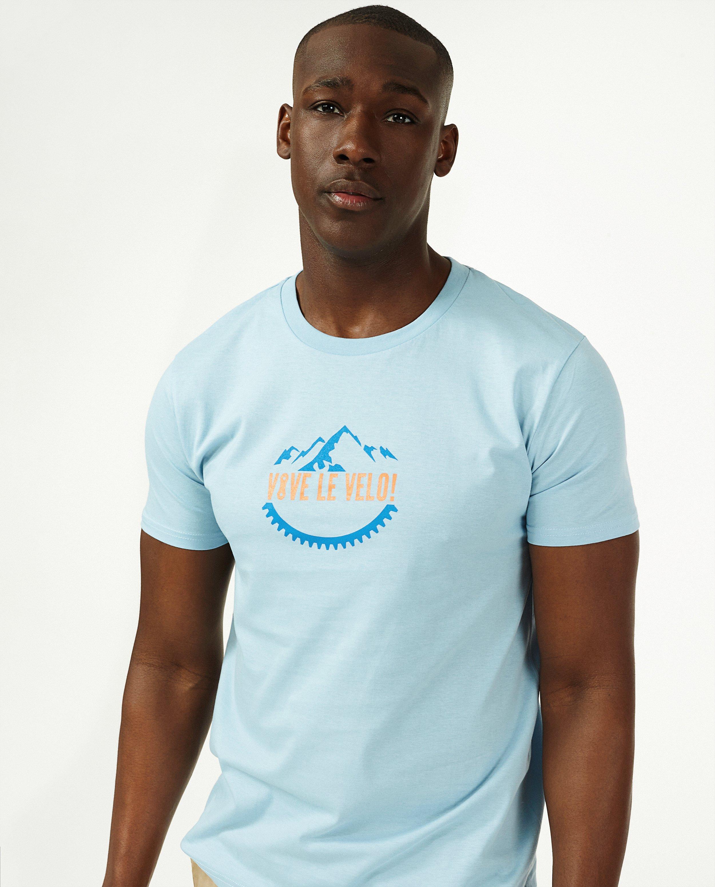 T-shirts - 