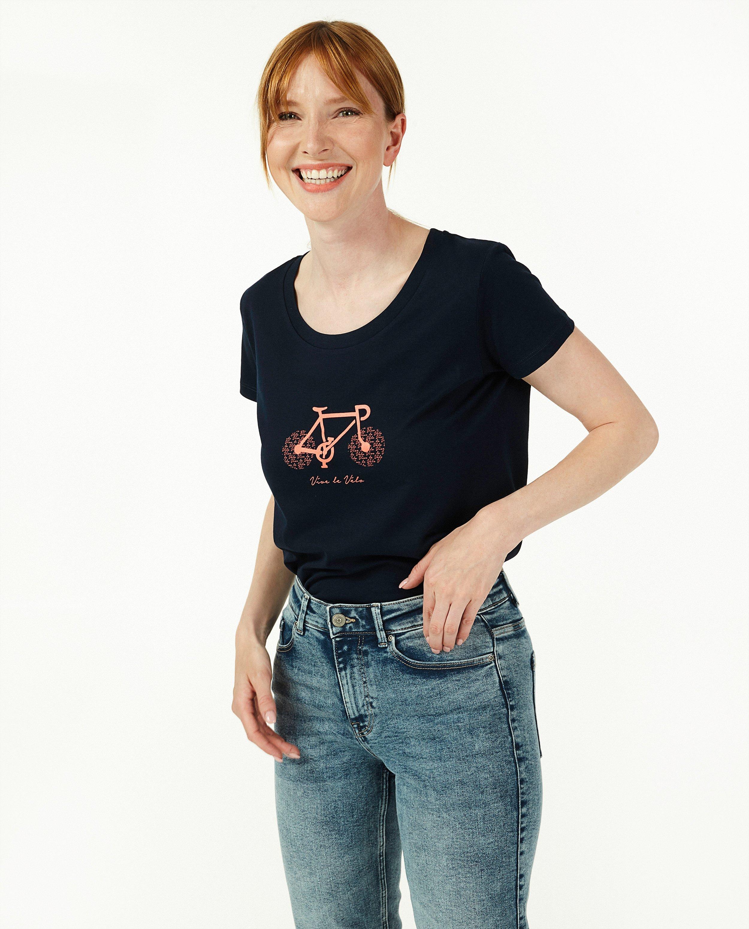 T-shirts - 