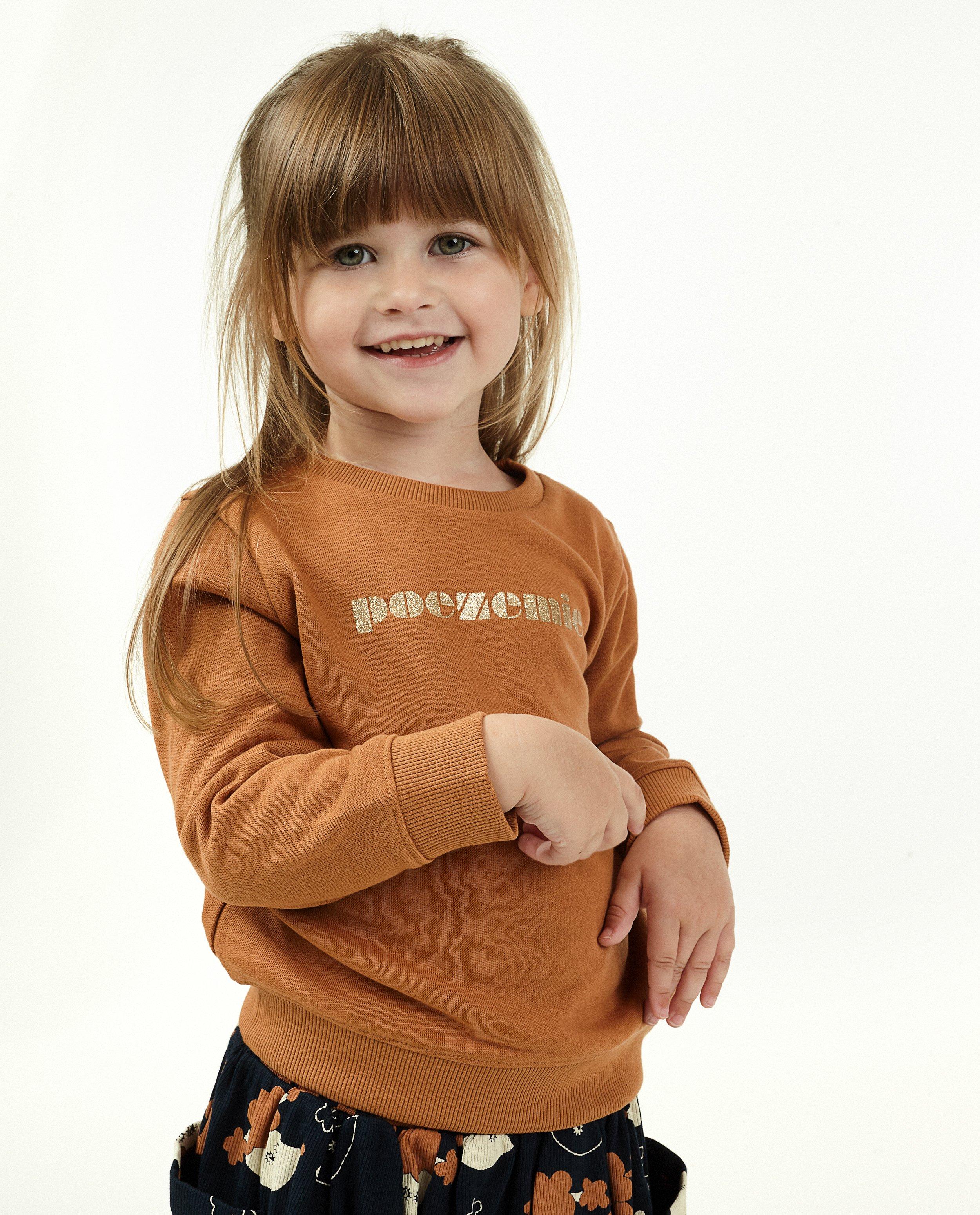 T-shirts - Sweater met glitteropschrift BESTies (NL)