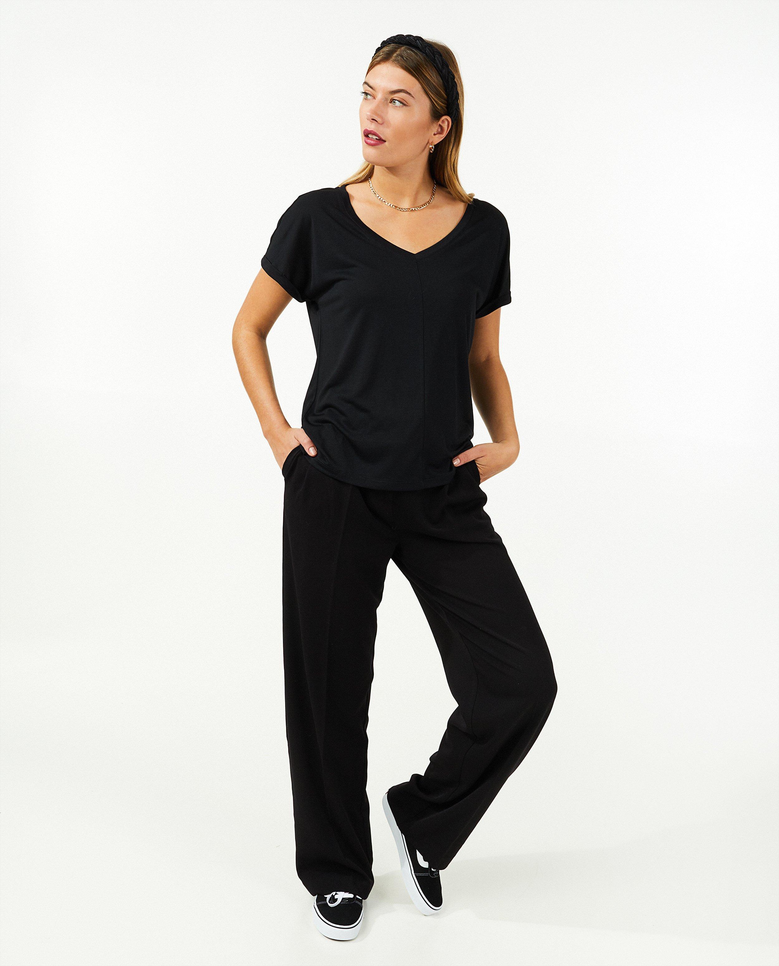 T-shirts - Zwart T-shirt Sora
