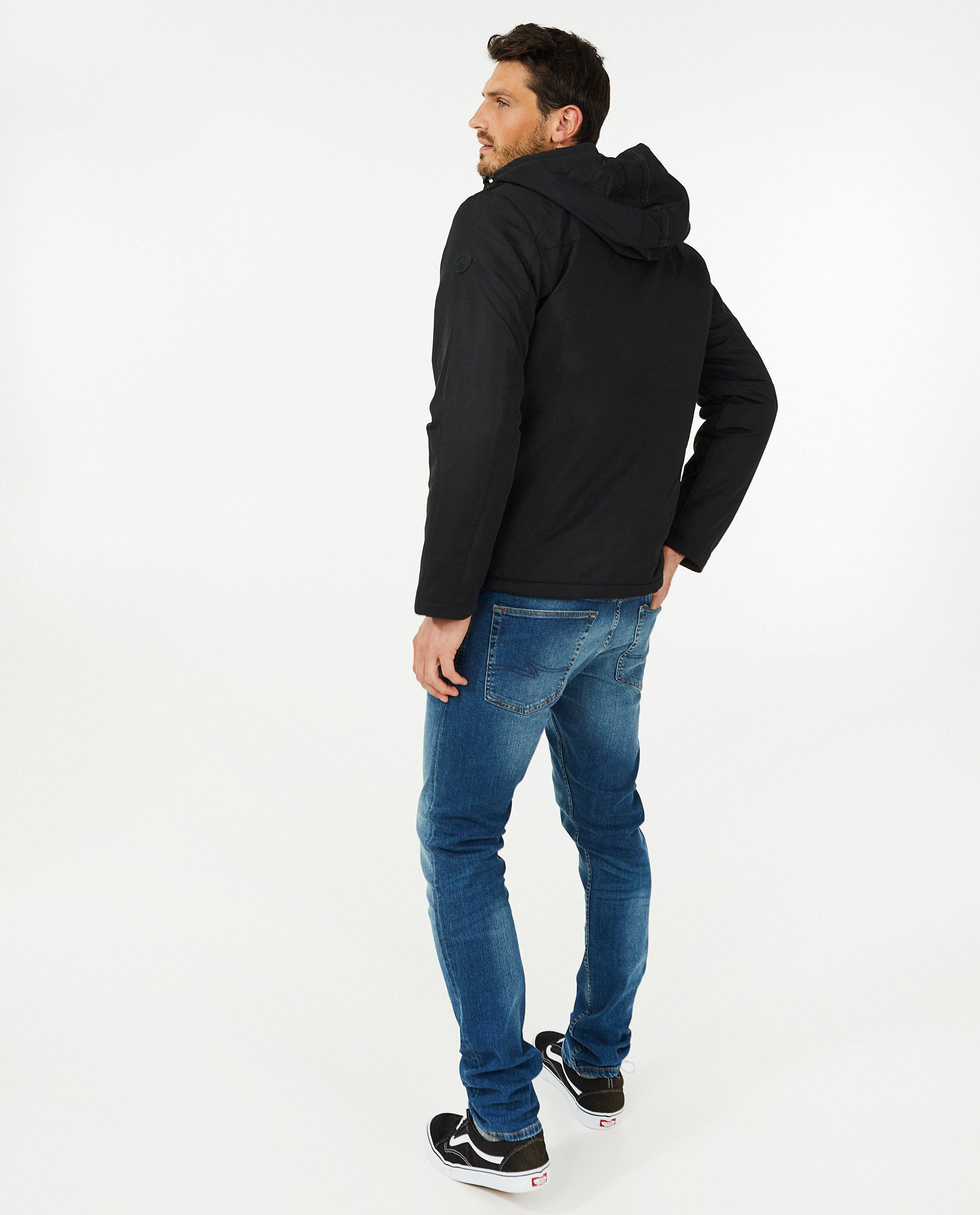 Jassen - Zwarte winterjas s.Oliver