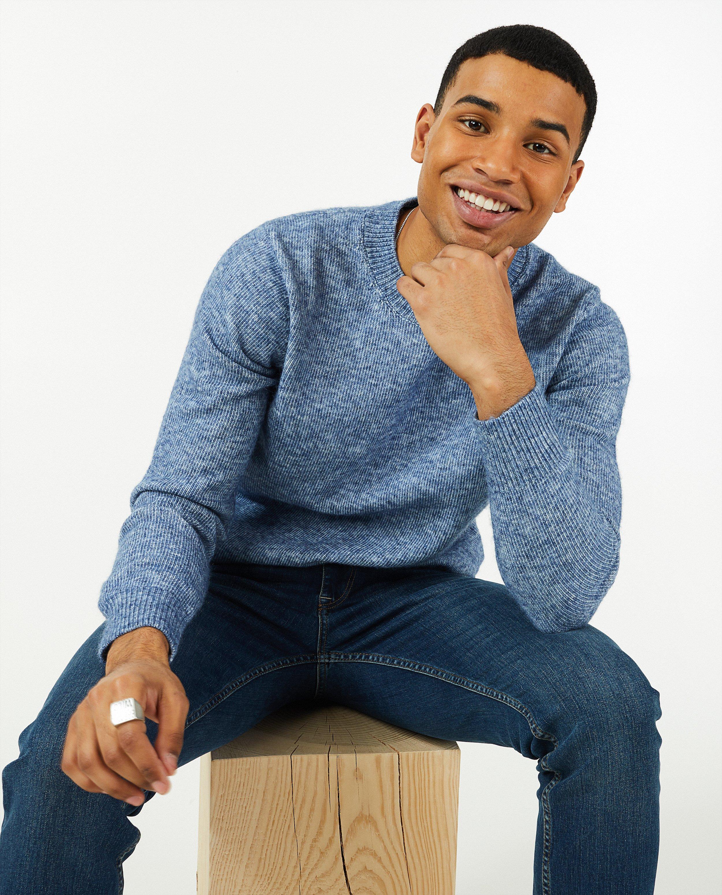 Pull en polyester recycl&eacute; I AM - D&eacute;tails du produit - bleu - image num&eacute;ro 2