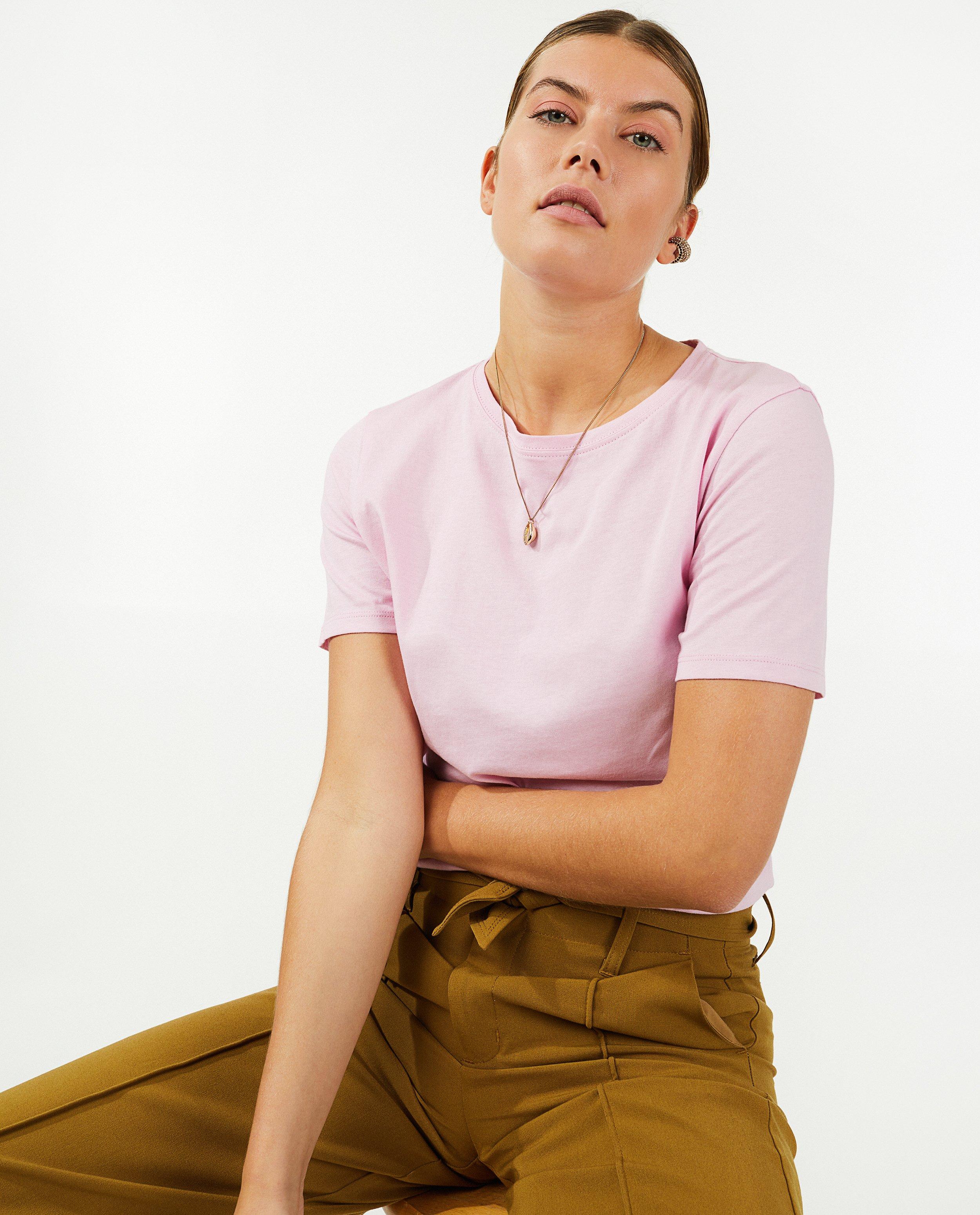 T-shirts - Roze biokatoenen T-shirt Sora