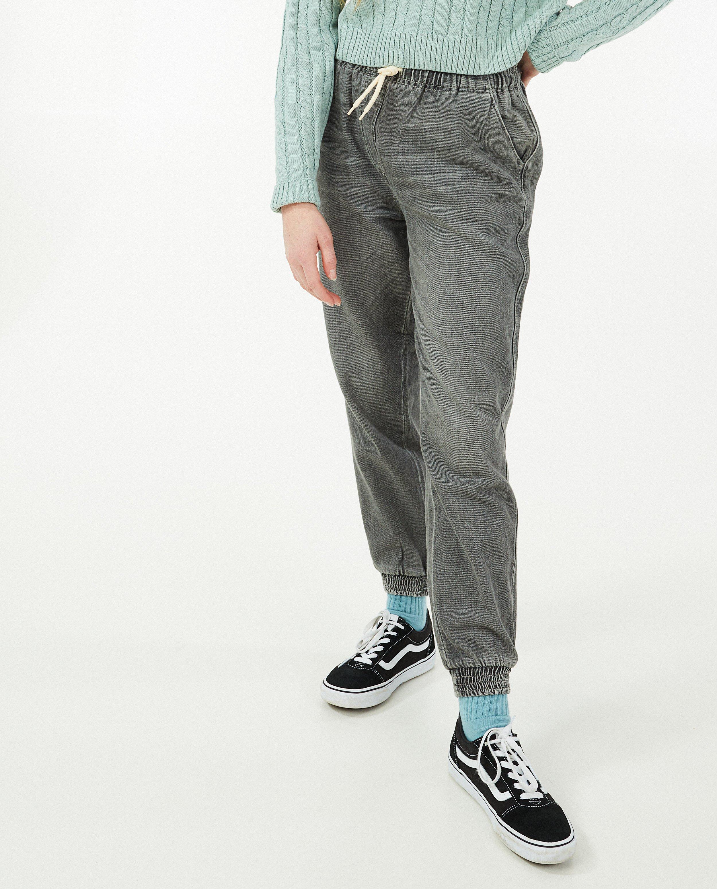 Jogger gris - D&eacute;tails du produit - gris clair - image num&eacute;ro 2