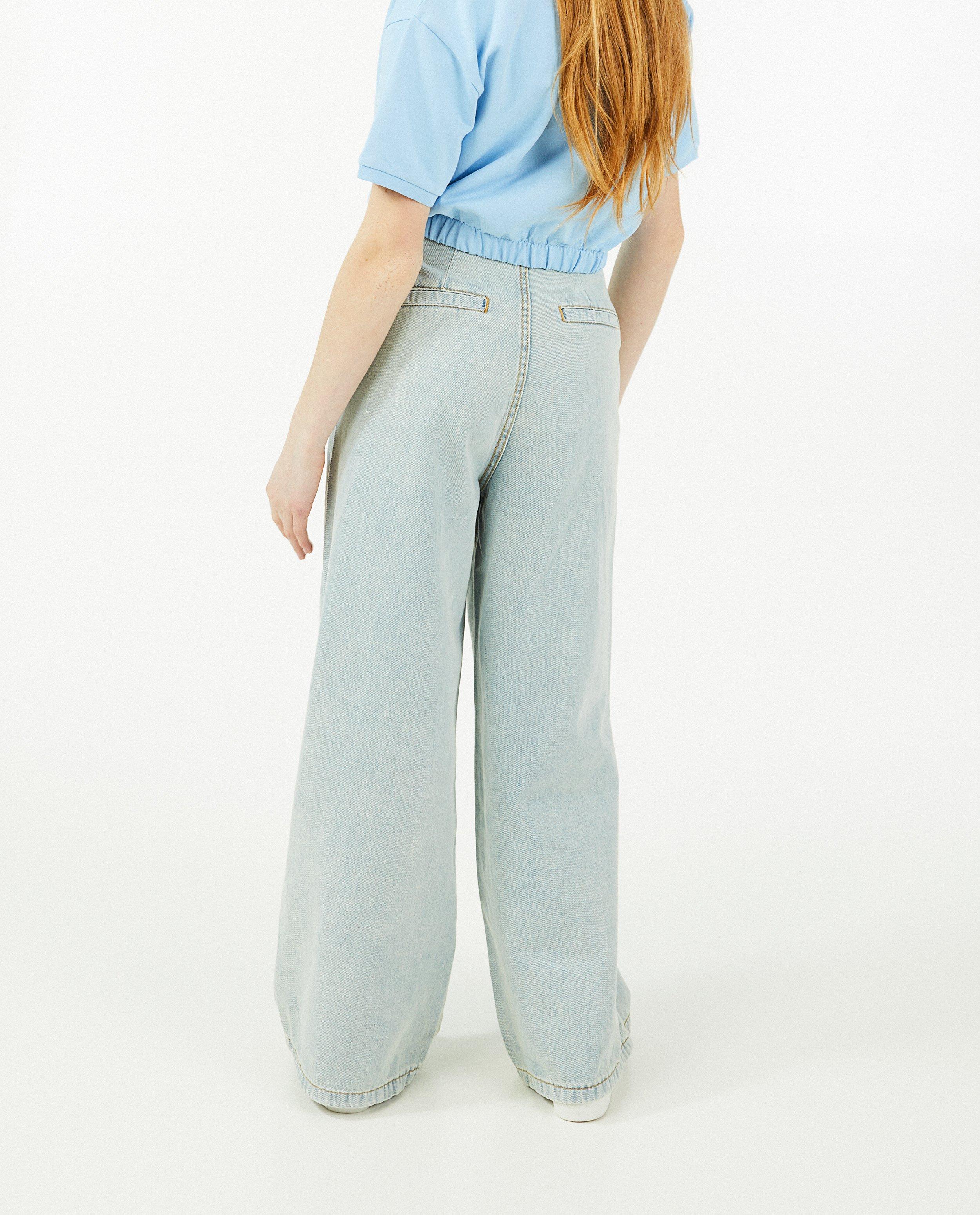 Jeans - Bleke jeans met wijde pijpen