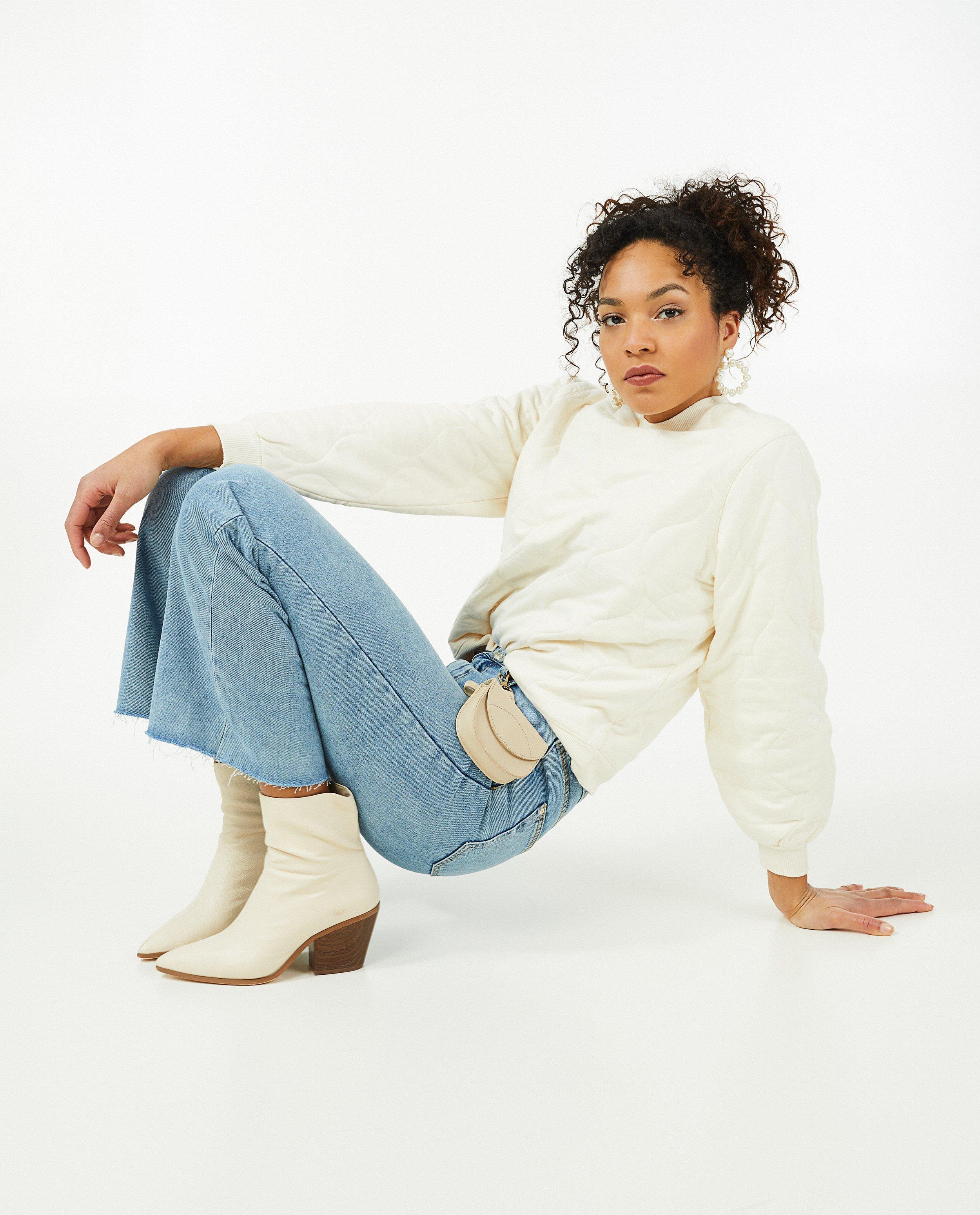 Sweaters - Beige quilted sweater