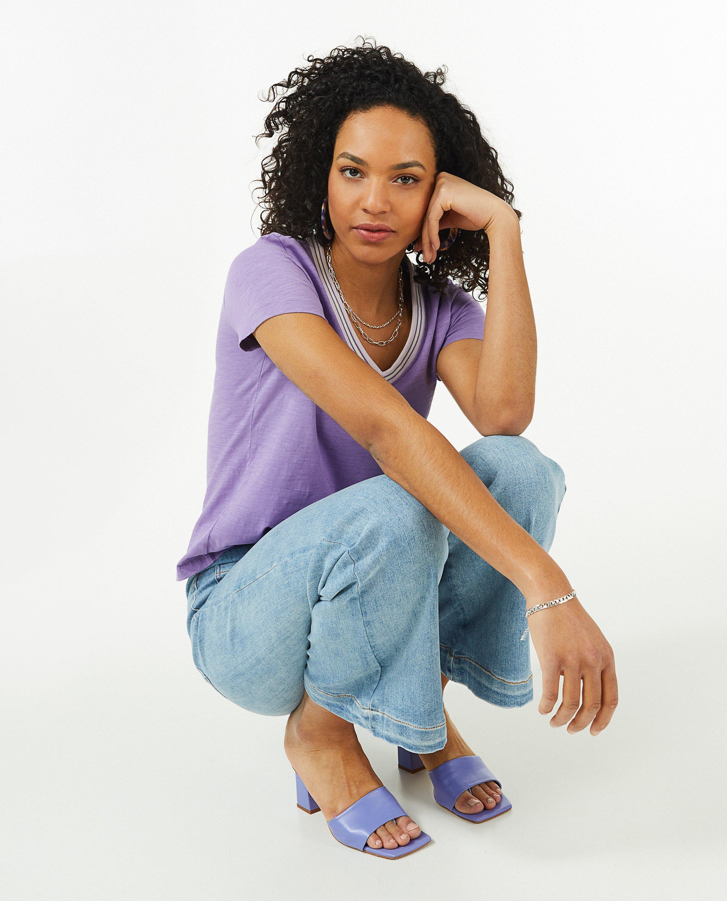 T-shirts - Paars T-shirt met V-hals