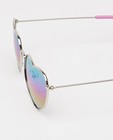 Zonnebrillen - Grijze zonnebril met hartjesmontuur