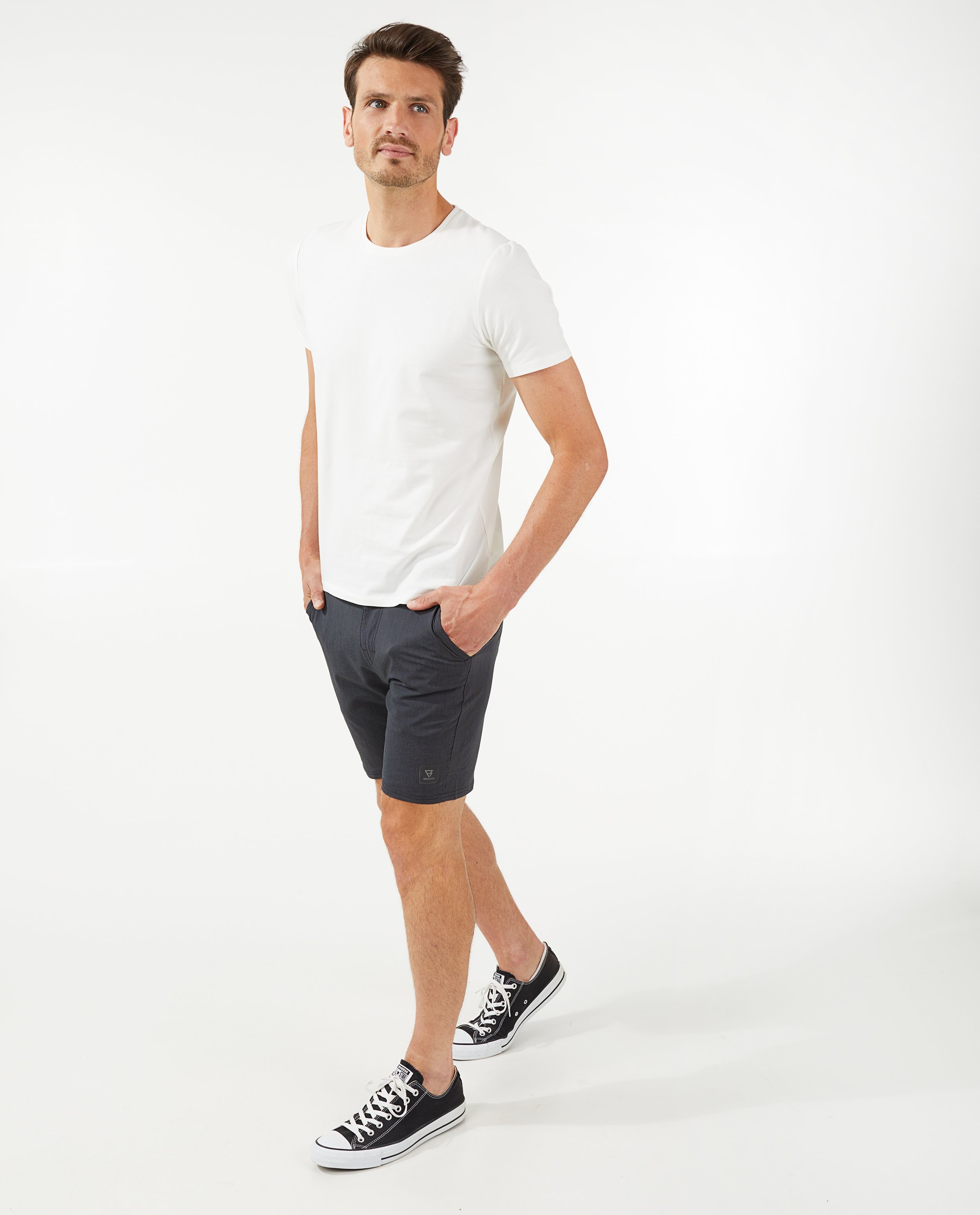 Donkergrijze short met krijtstreep - null - Brunotti