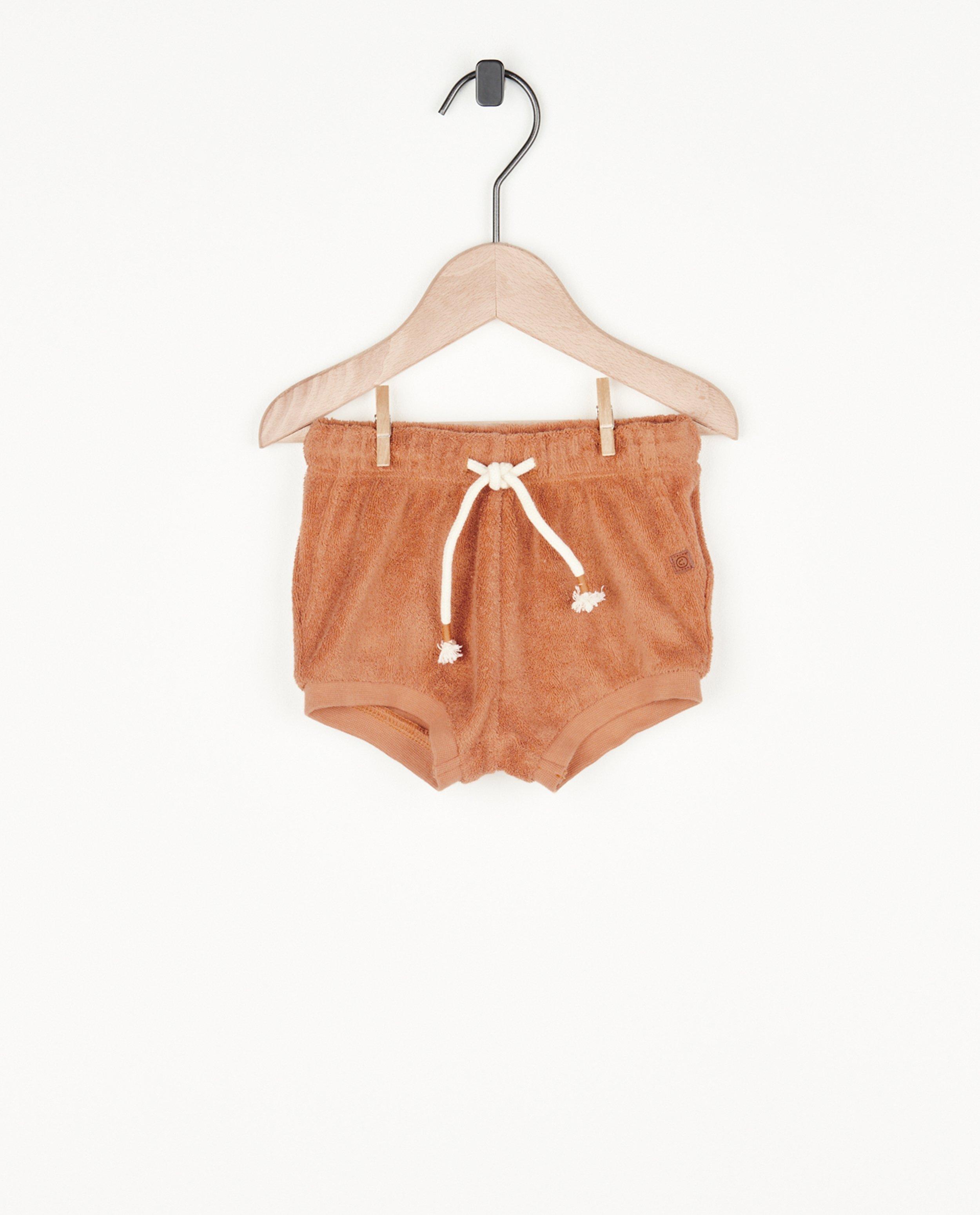 Short brun - null - Newborn 50-68