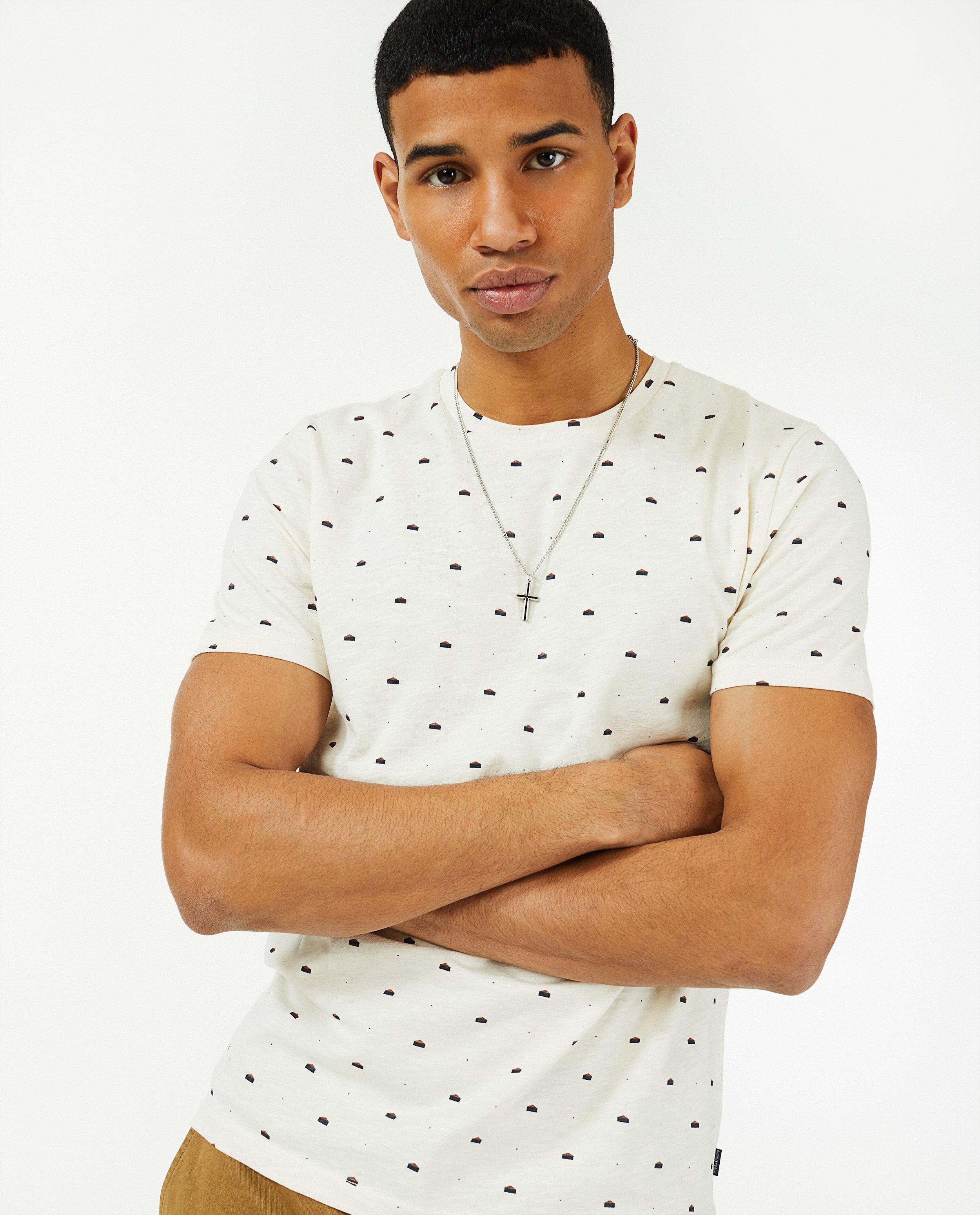 T-shirts - Biokatoenen T-shirt met print