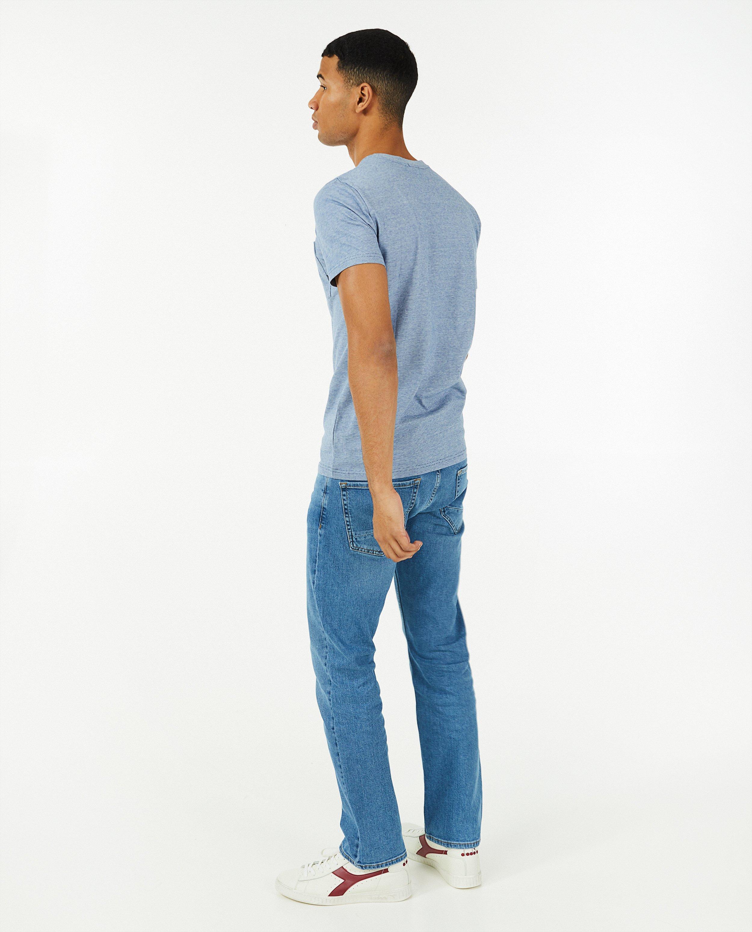 T-shirts - Biokatoenen T-shirt met borstzak