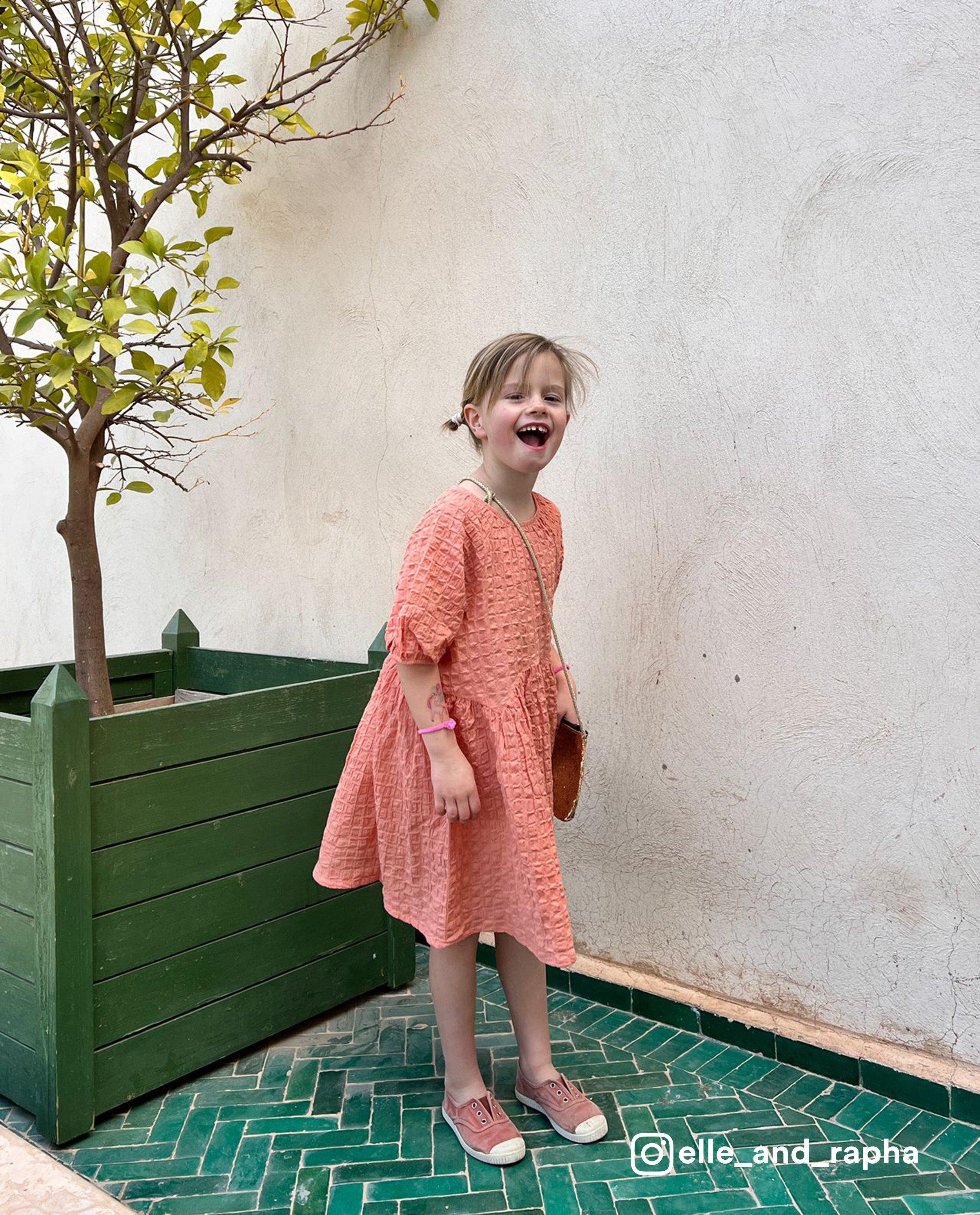 Robes - Robe avec un relief