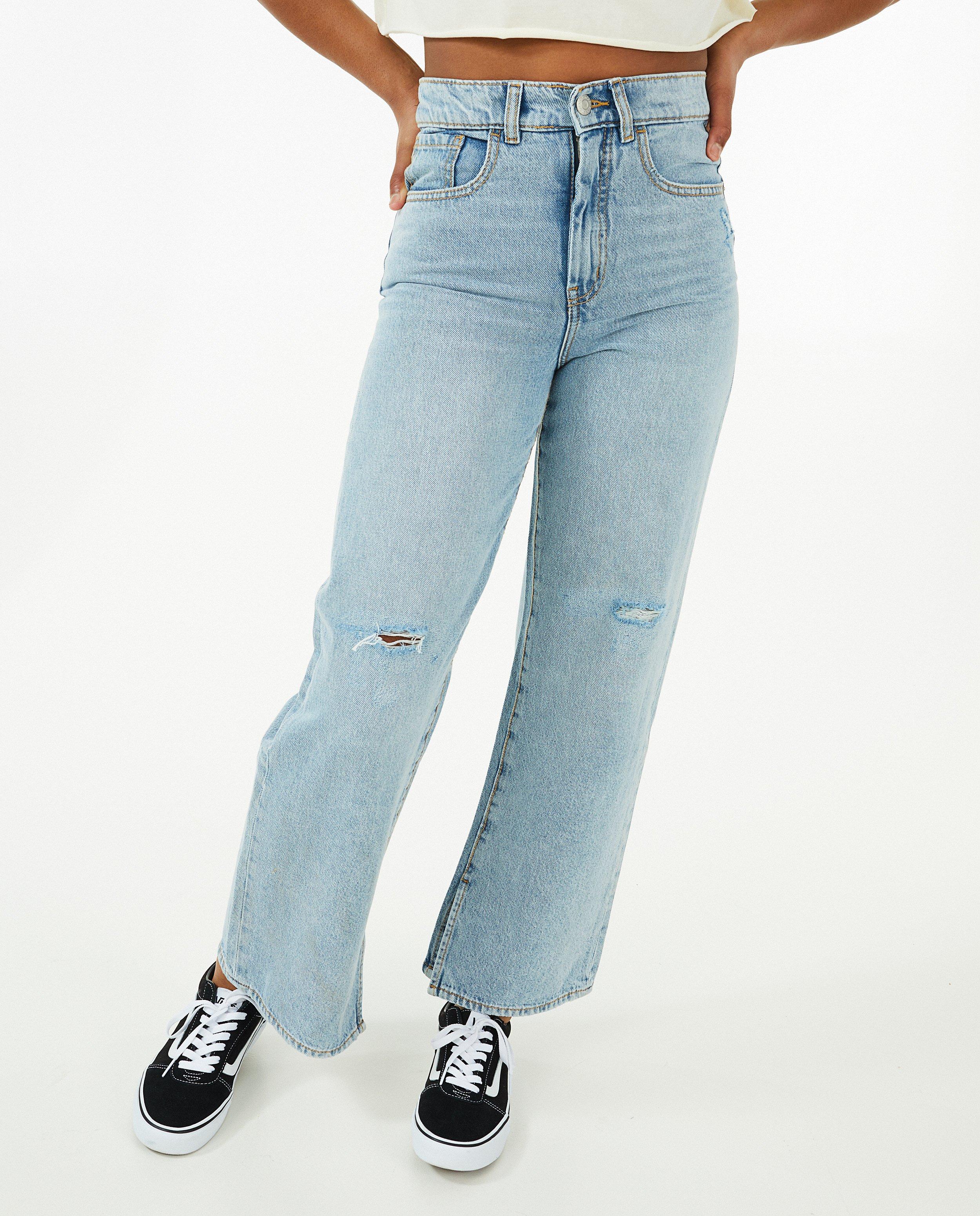 Jeans - Flared jeans met destroyed accenten