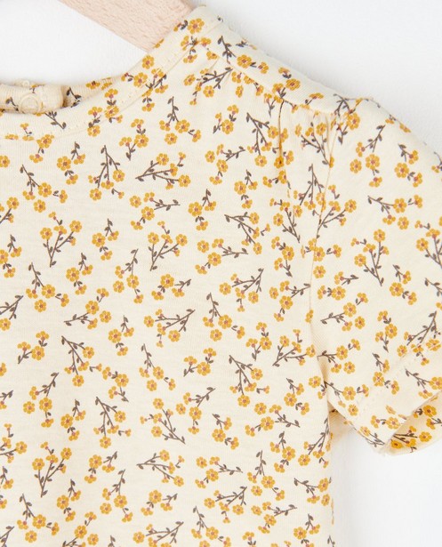T-shirts - Geel T-shirt met bloemenprint