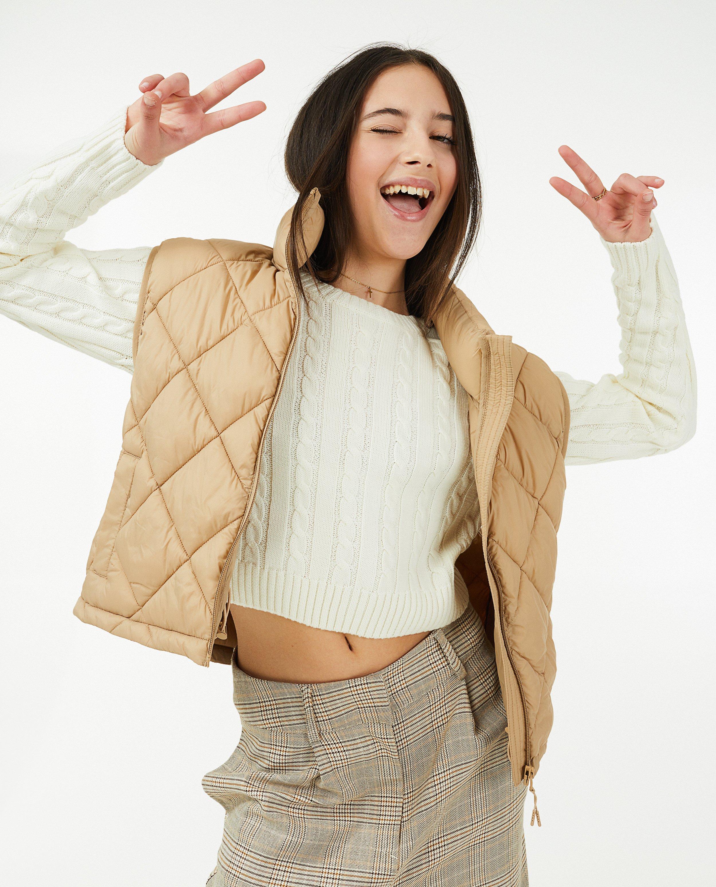 Quilted bodywarmer in beige - Product Detail - lichtbruin - afbeelding nummer 2