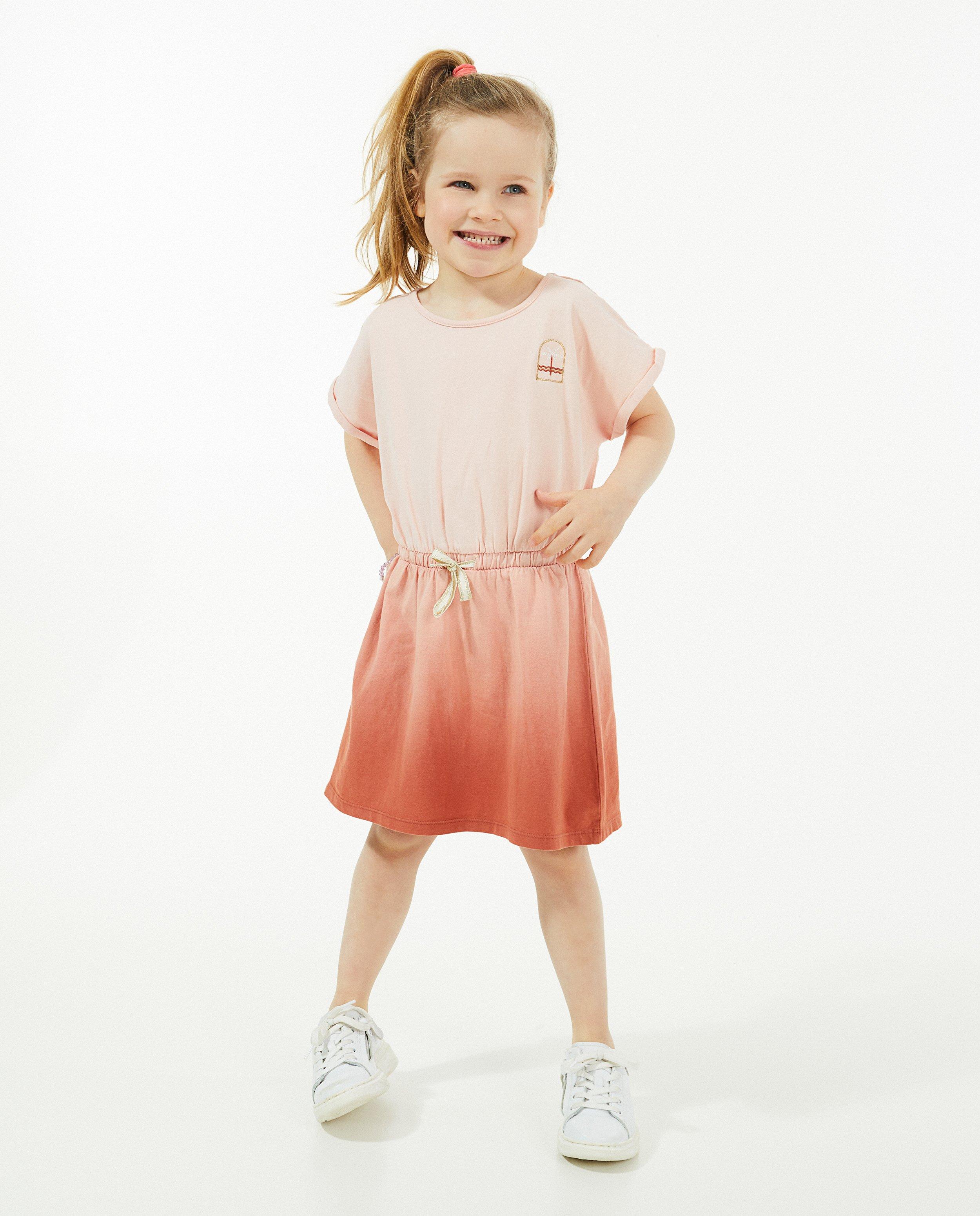 Robes - Robe rose avec un dégradé