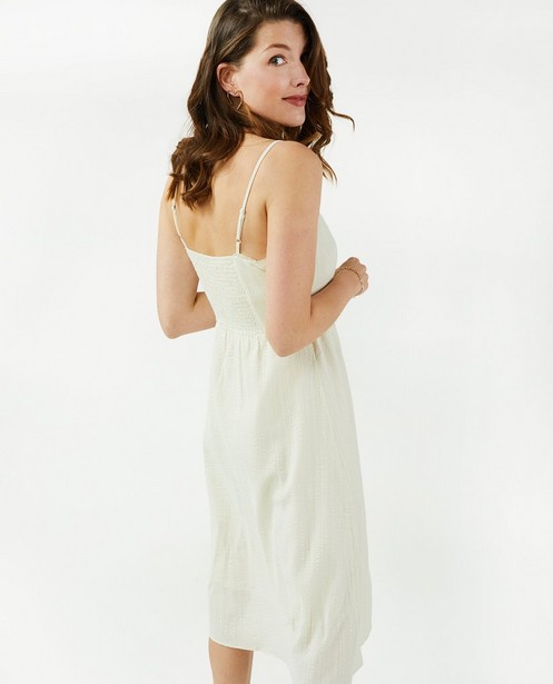 Kleedjes - Witte jurk met knopenrij