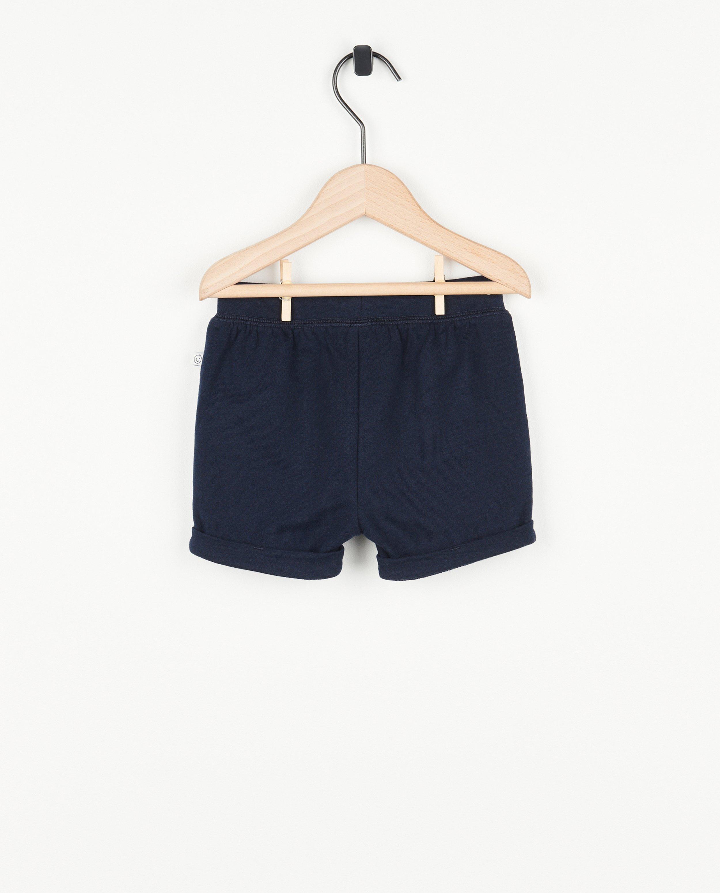 Shorts - Short vert avec cordon de serrage sous tunnel