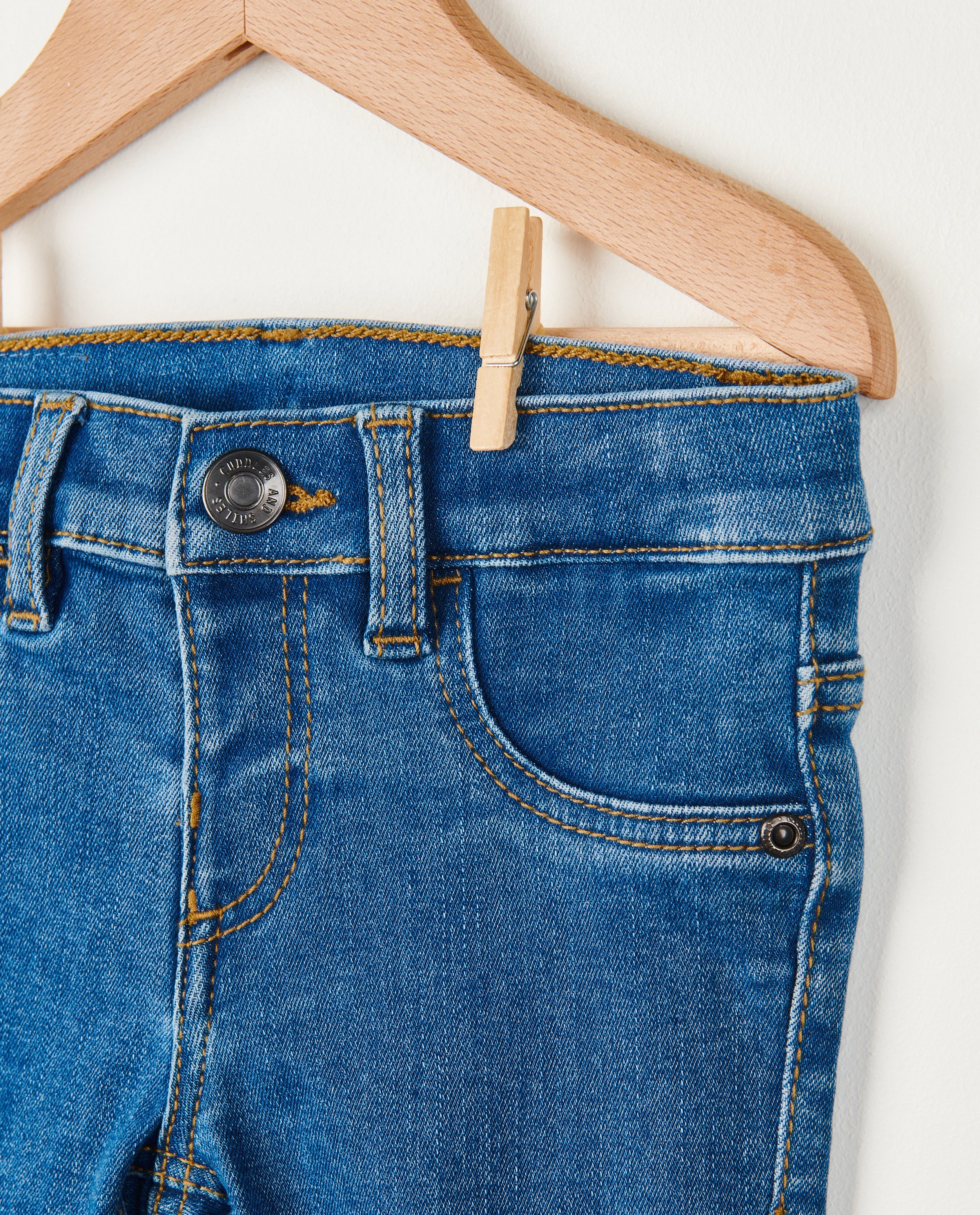 Shorts - Short en jeans avec fermeture boutonnée