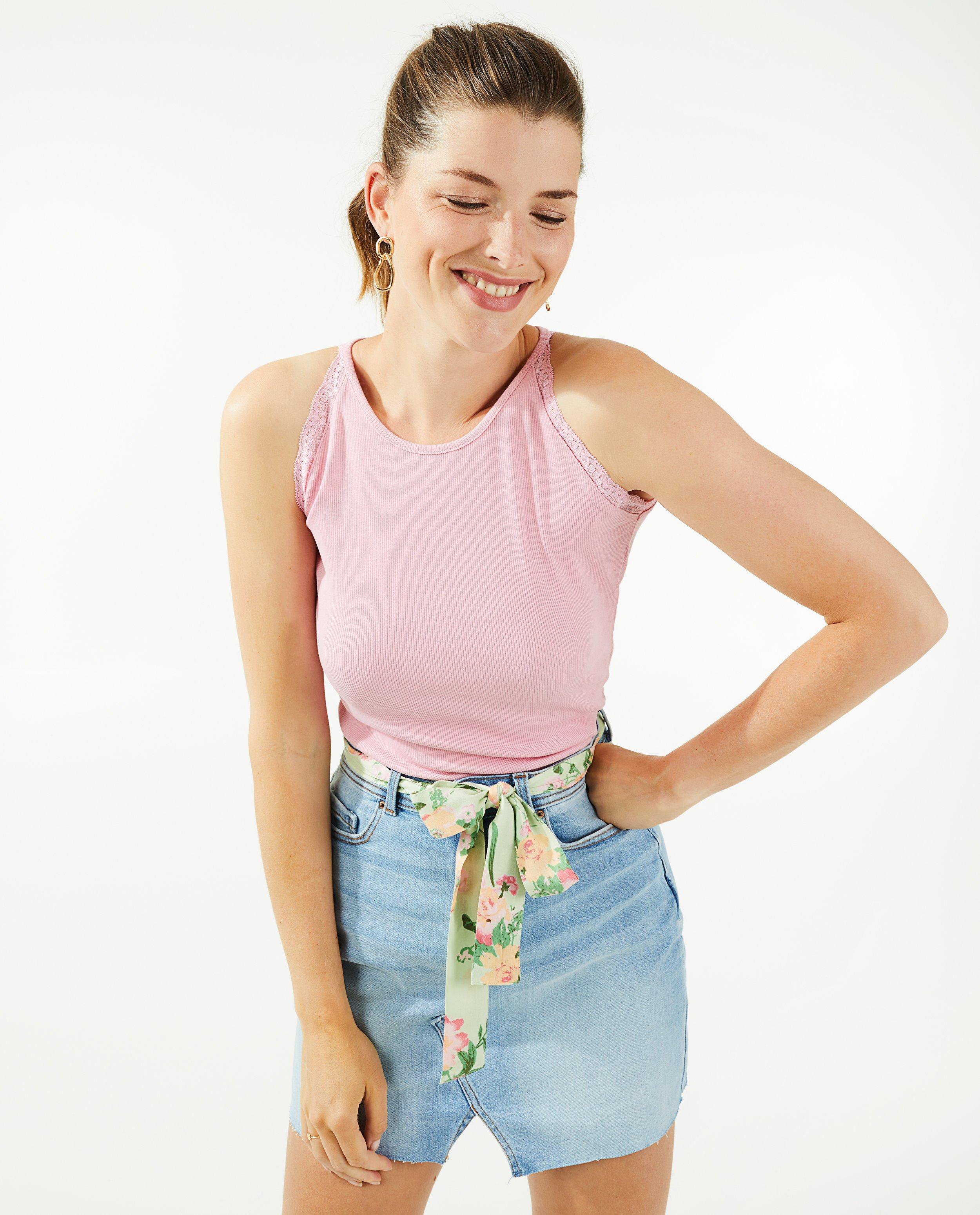 T-shirts - Geribde top met kant
