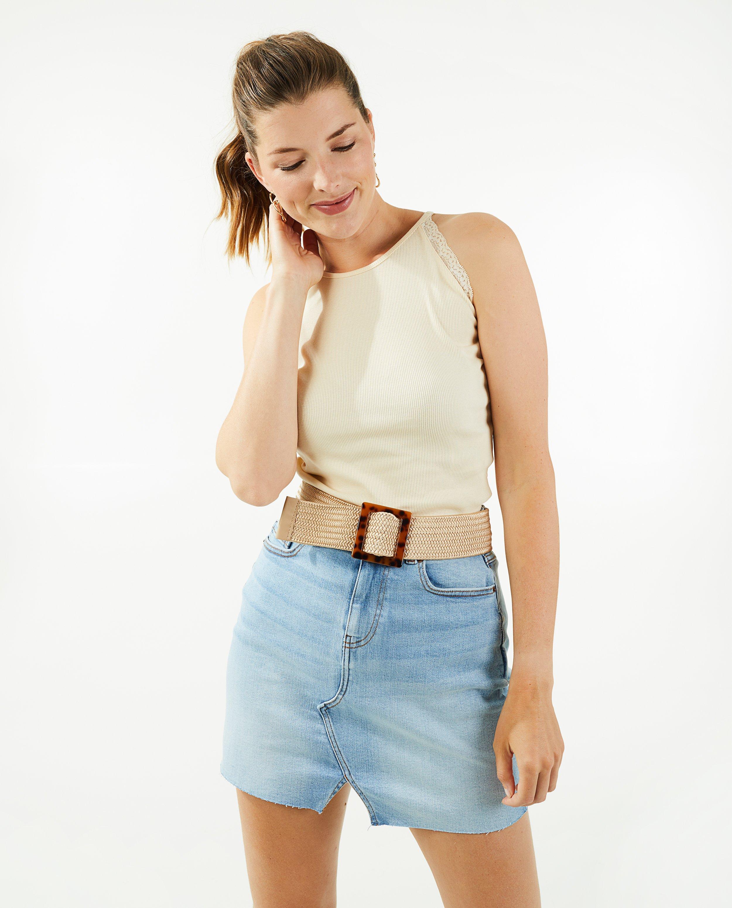 T-shirts - Top côtelé avec de la dentelle