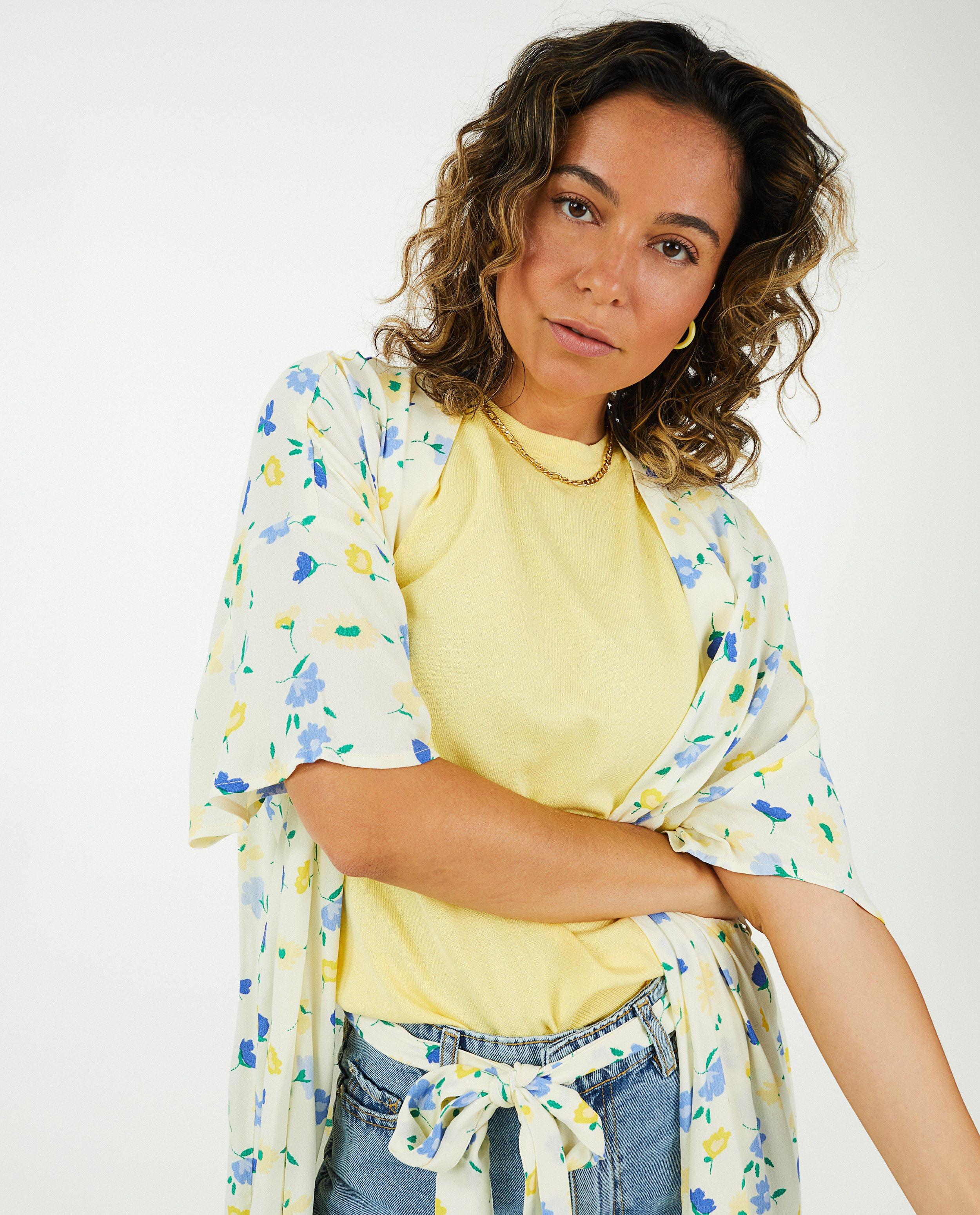 Blazers - Ecru kimono met bloemenprint