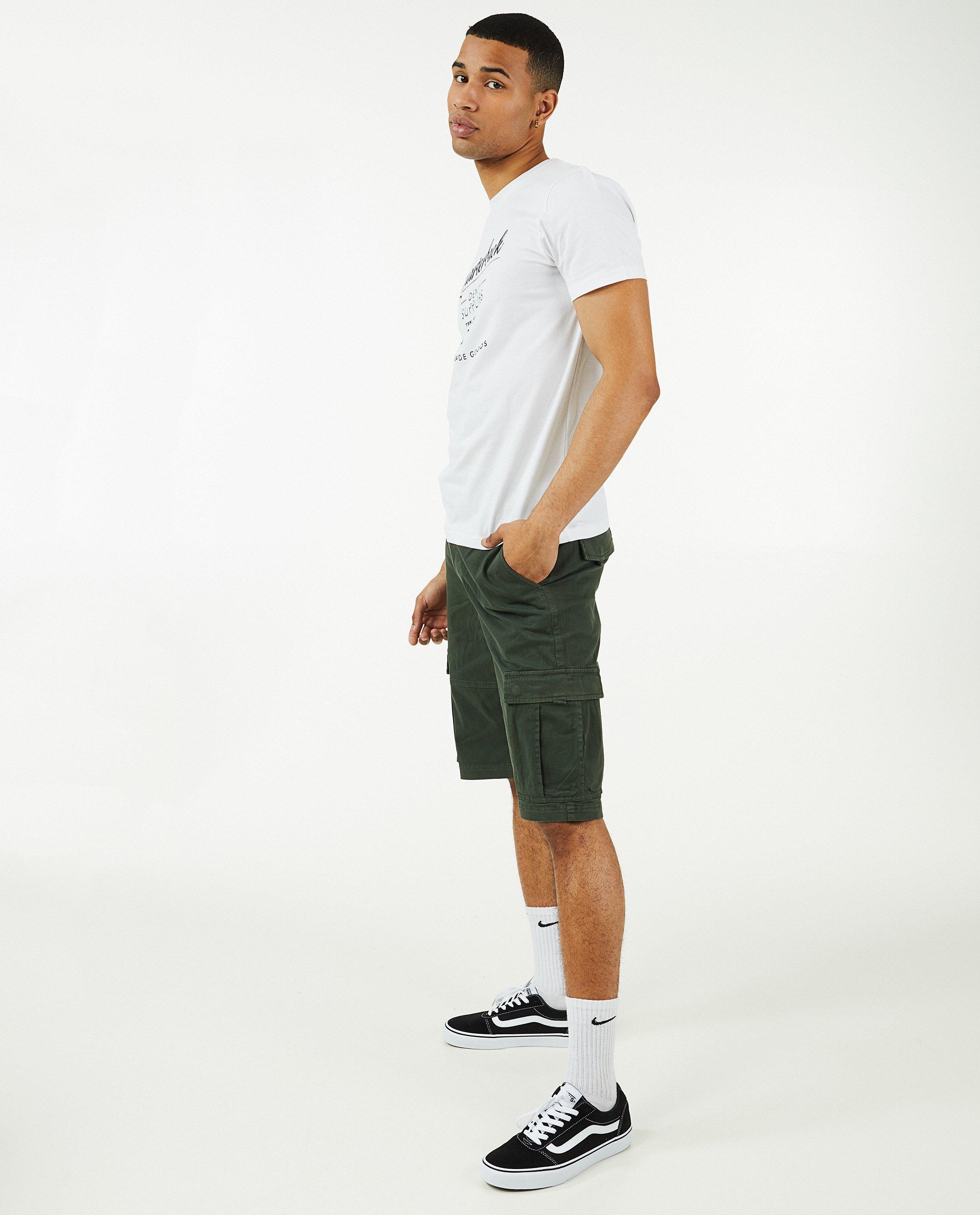 T-shirts - Groen T-shirt met opschrift