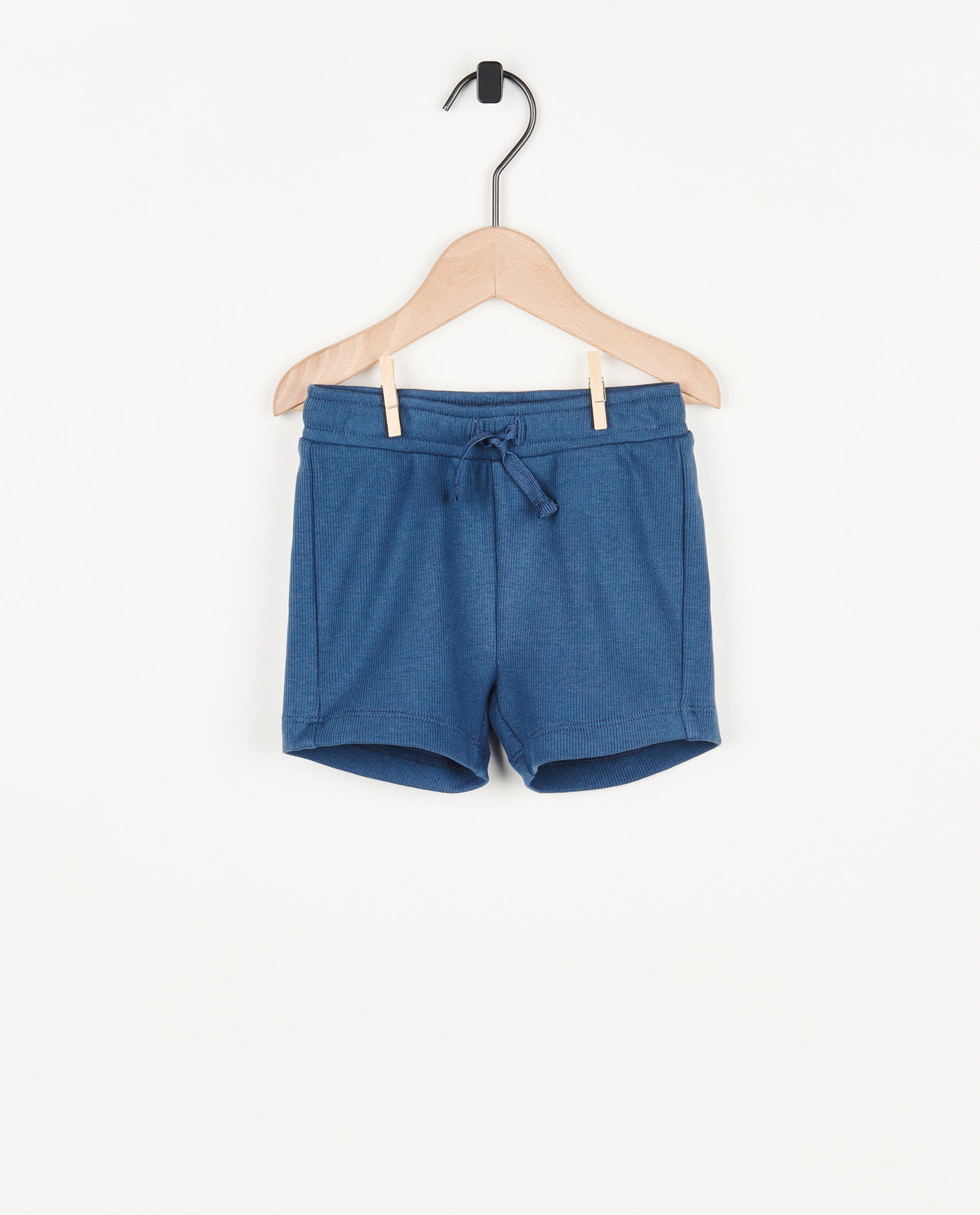 bleu foncé