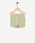 Shorts - Short vert côtelé