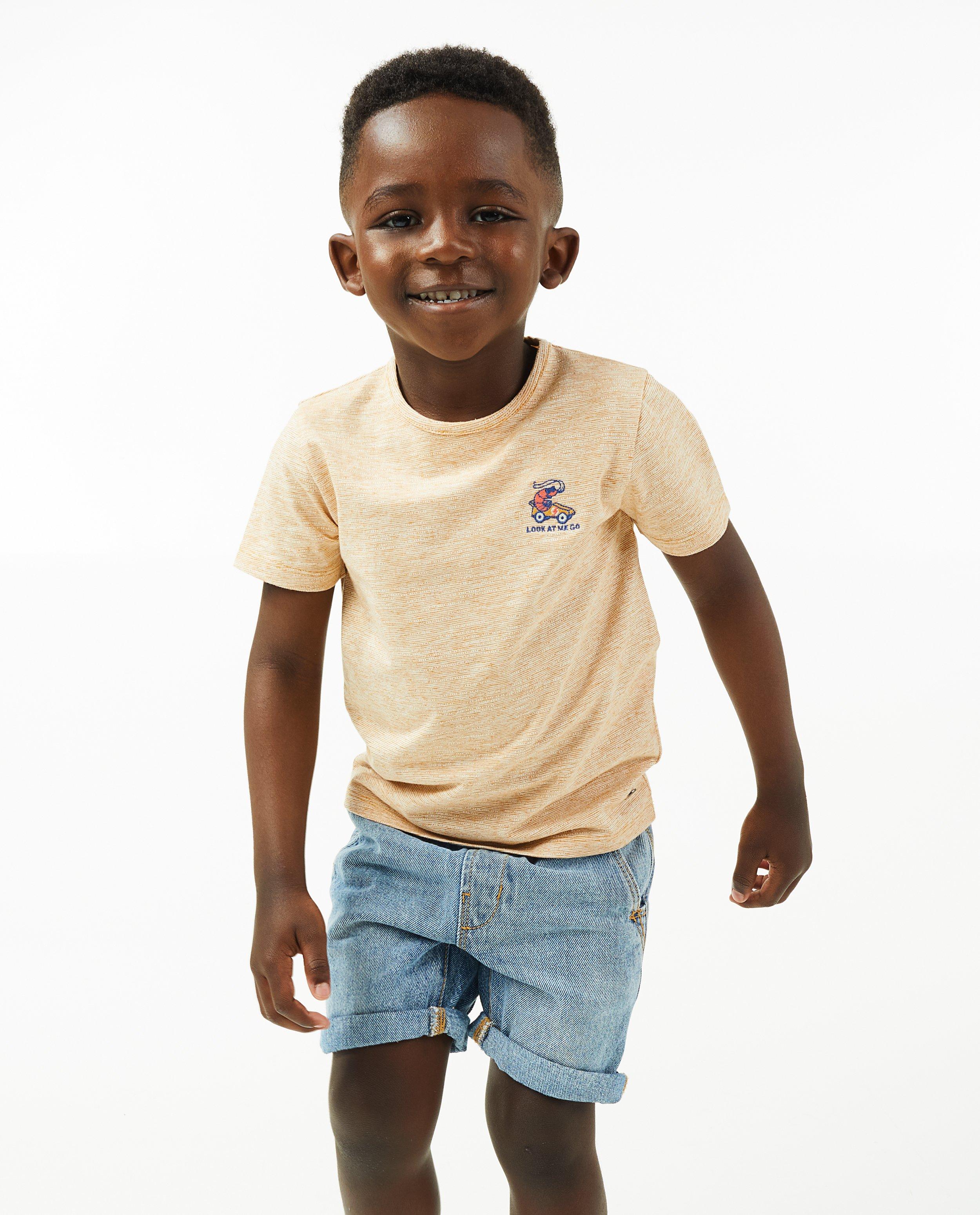 T-shirts - Oranje T-shirt met borduursel