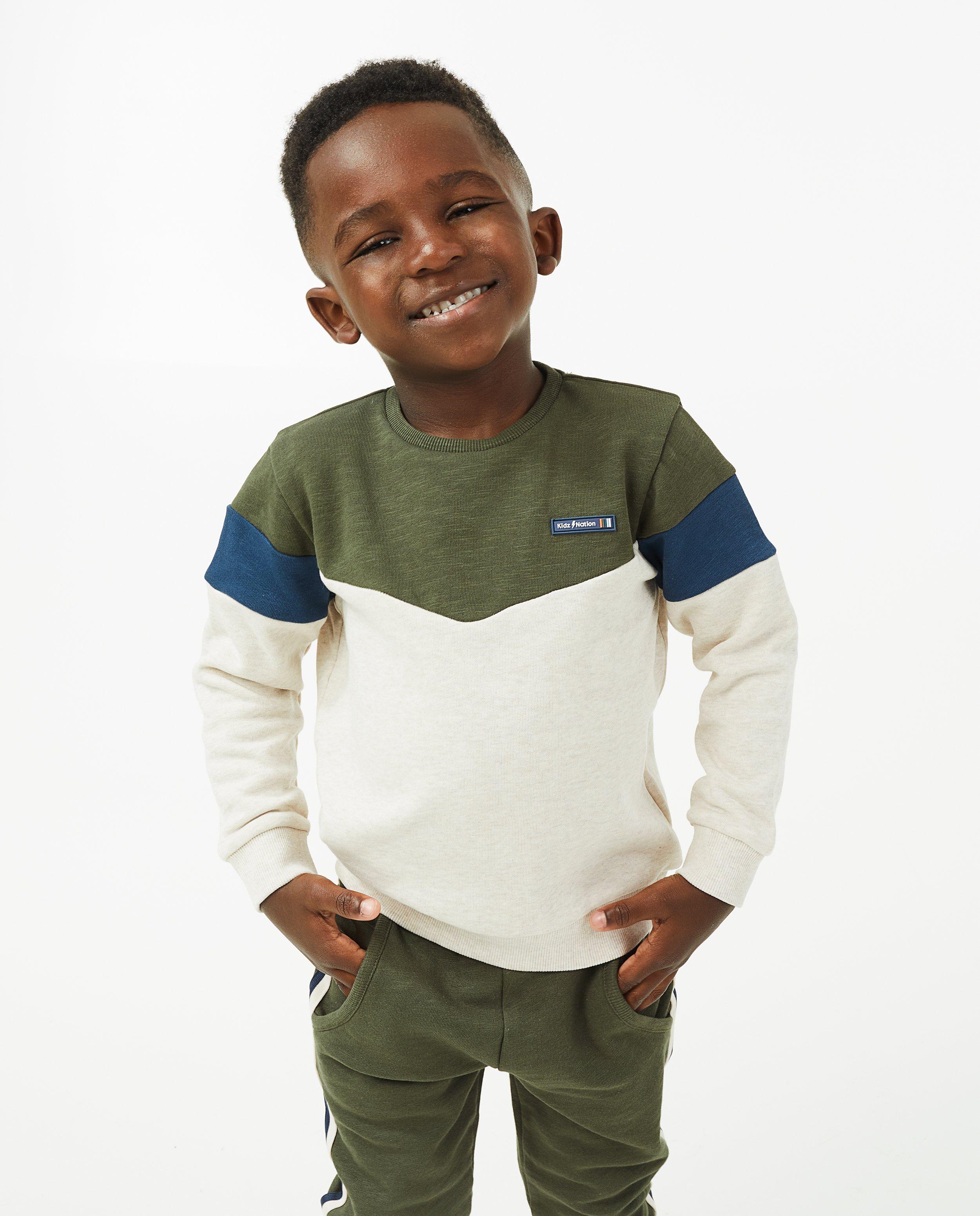 Sweaters - Sweater met color block