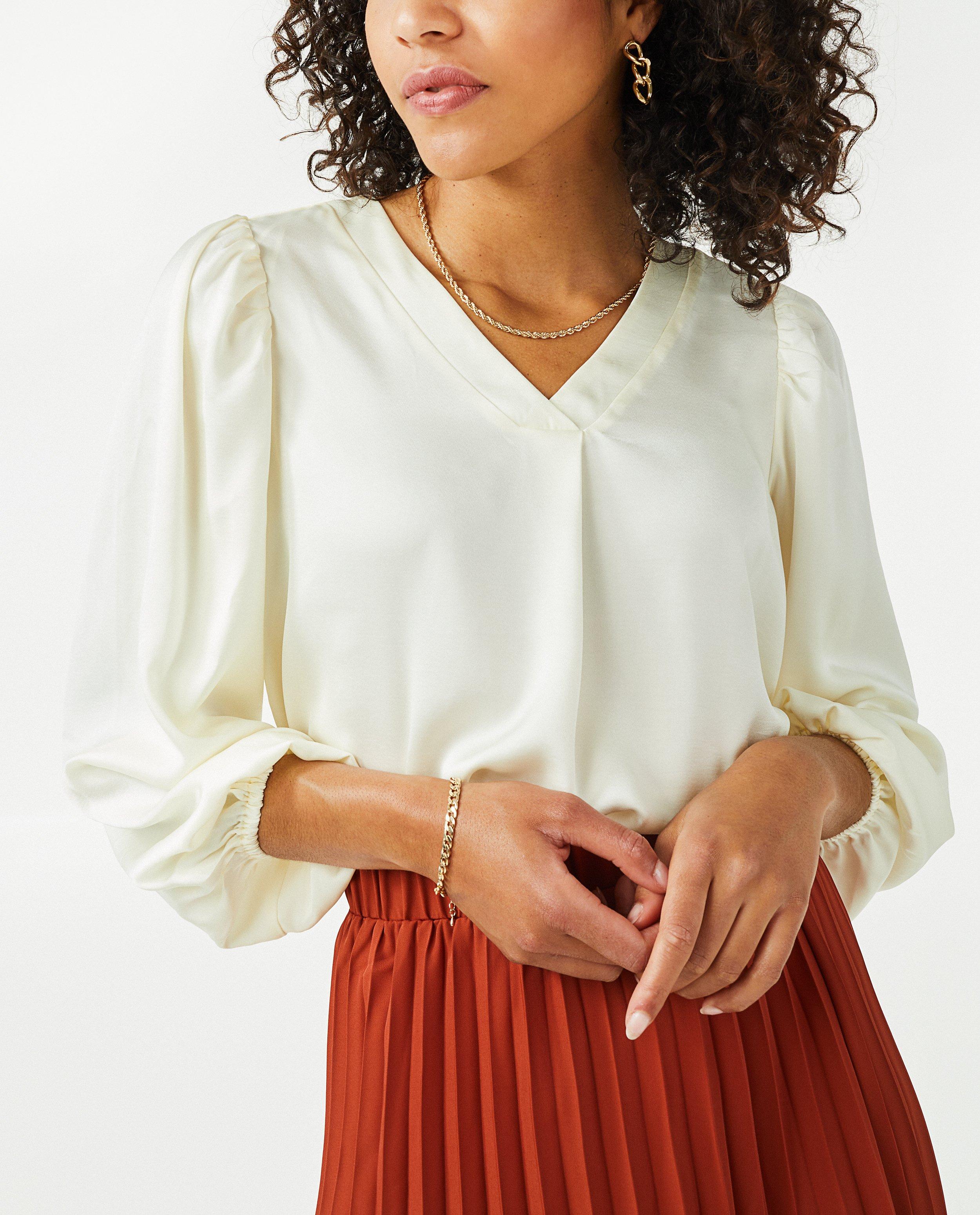 Blouse en satin blanche - Détails du produit - blanc - image numéro 2