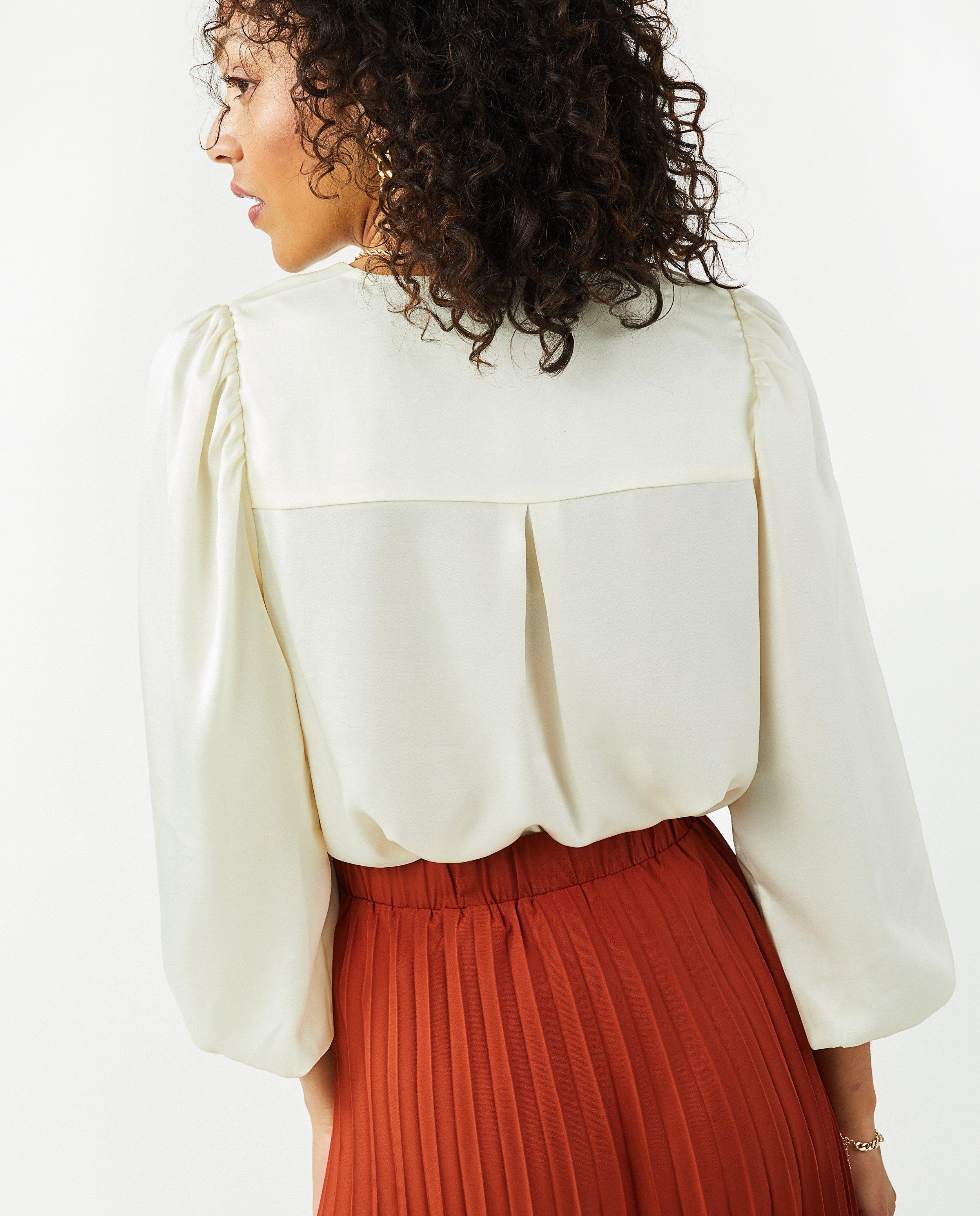 Blouse en satin blanche - Détails du produit - blanc - image numéro 4