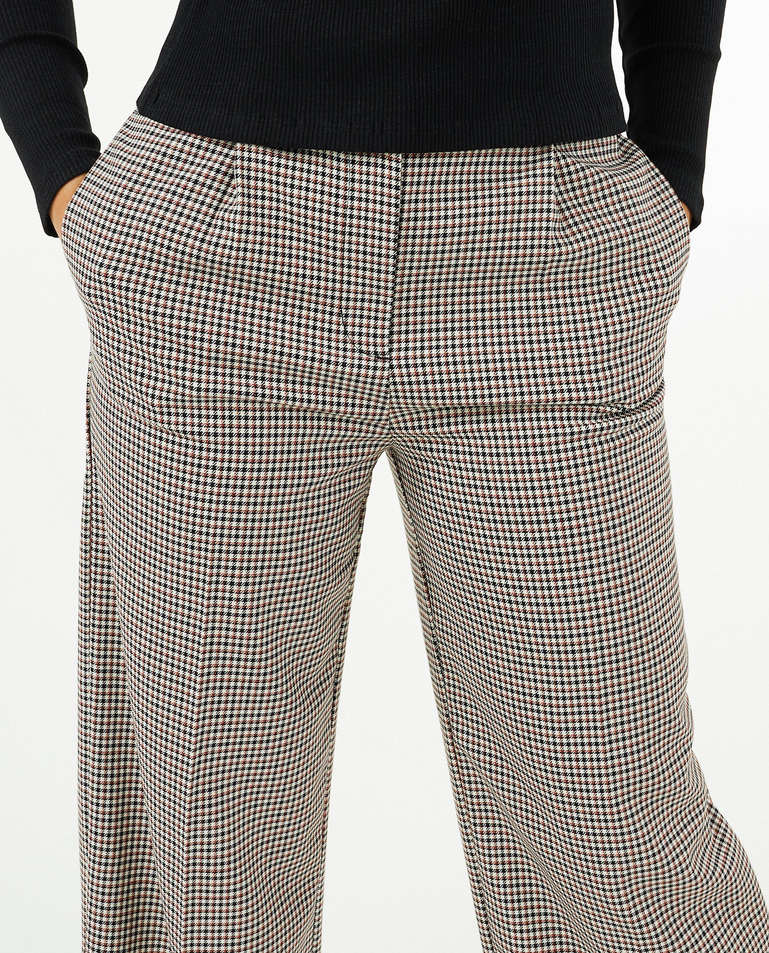 Pantalons - Pantalon large à carreaux, modèle grand-père