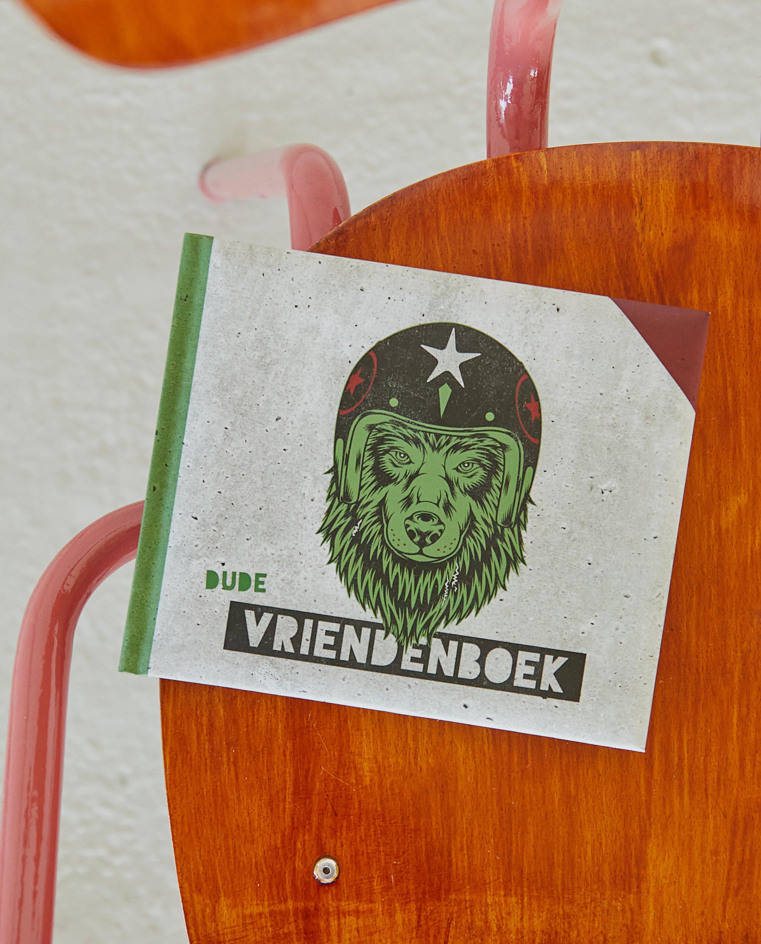 Vriendenboek wolf Enfant Terrible - null - JBC