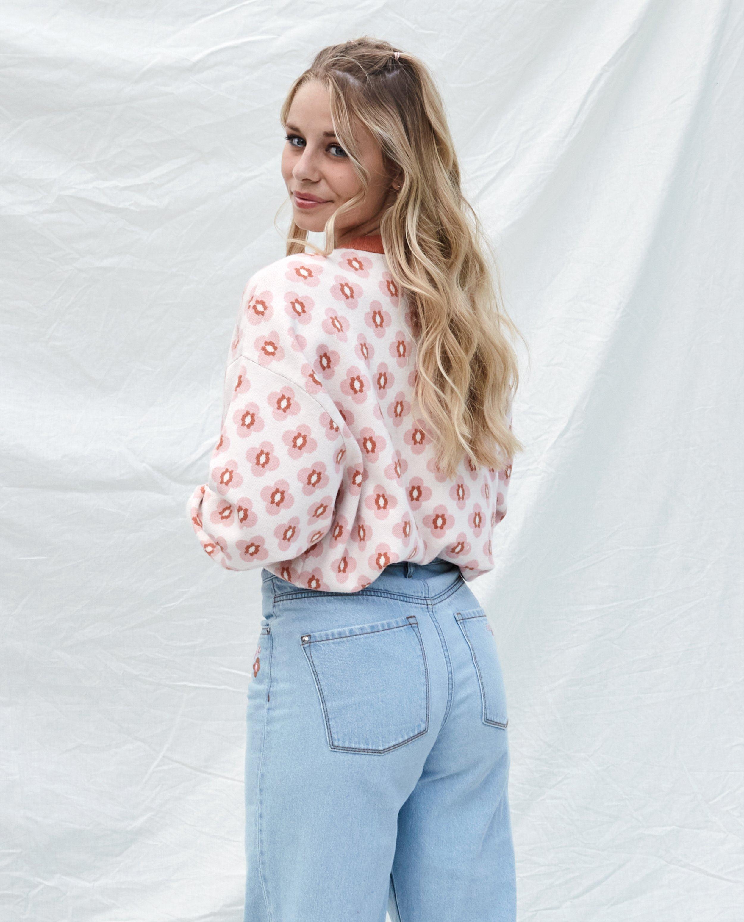Truien - Witte trui met bloemenprint