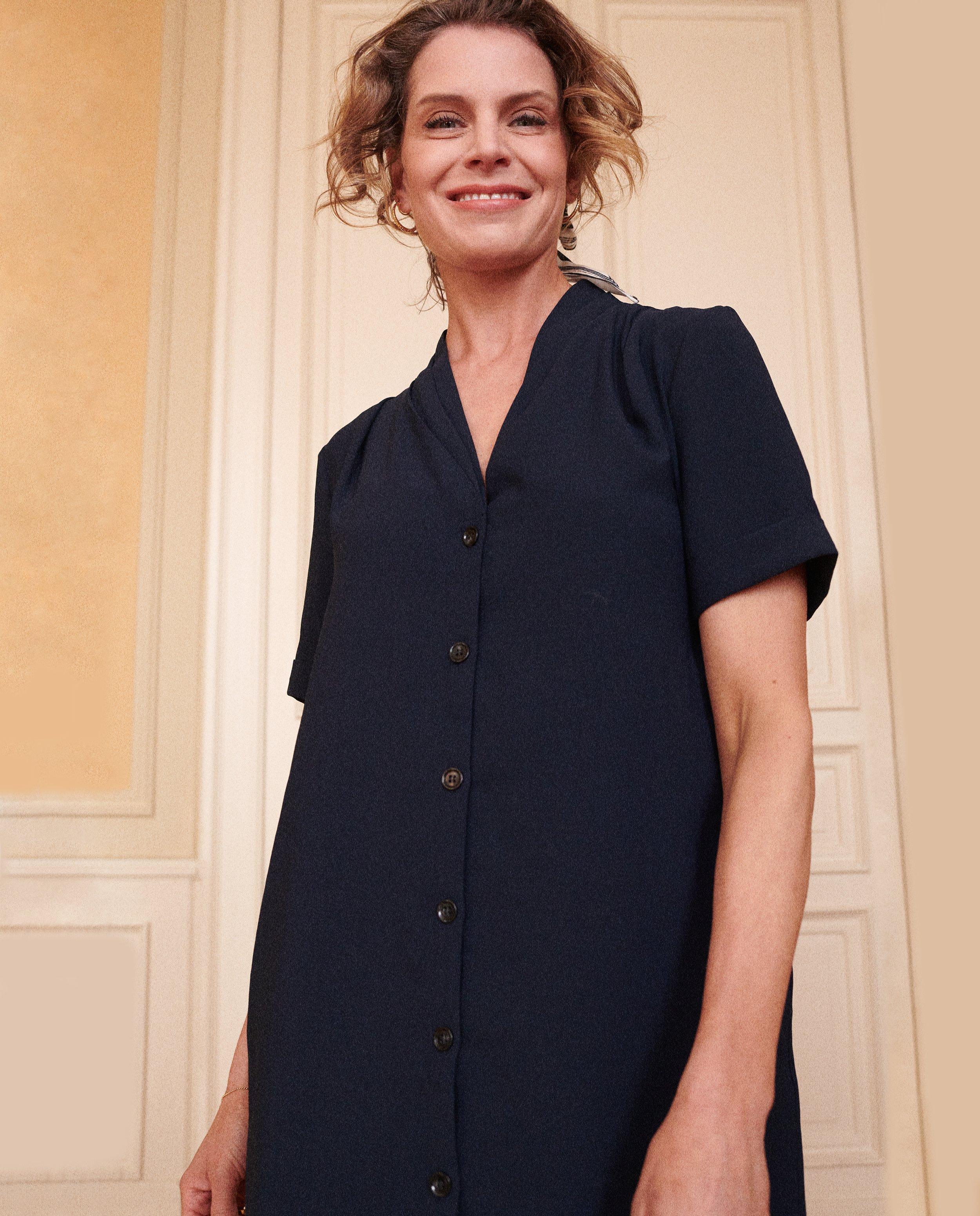 Robe bleu foncé à accents plissés - null - Dina Tersago