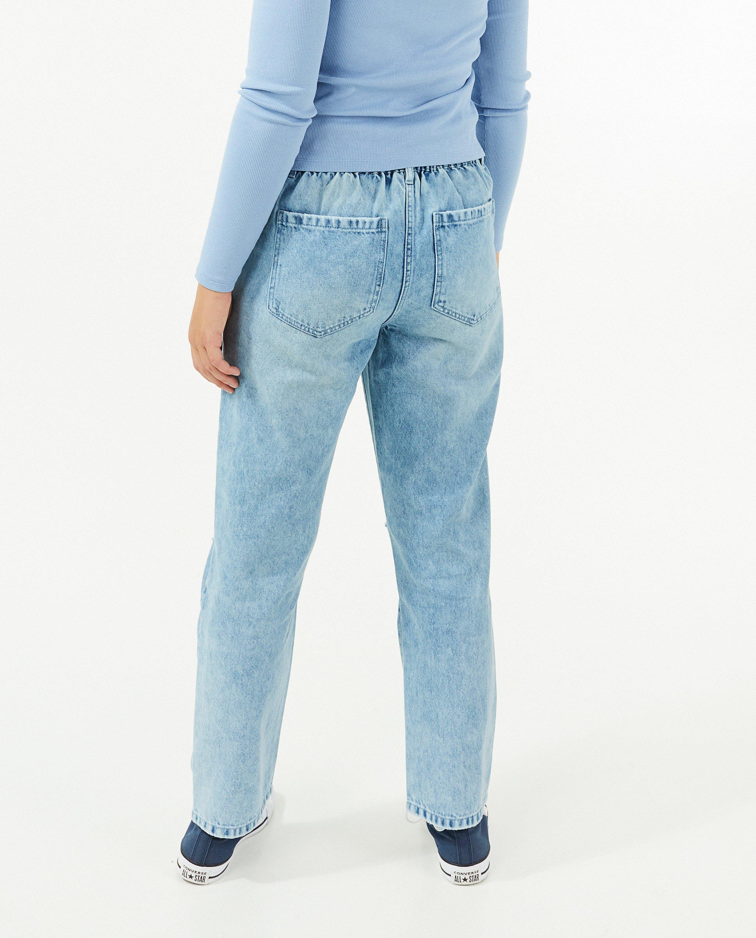 Jeans - Lichtblauwe destroyed mom jeans